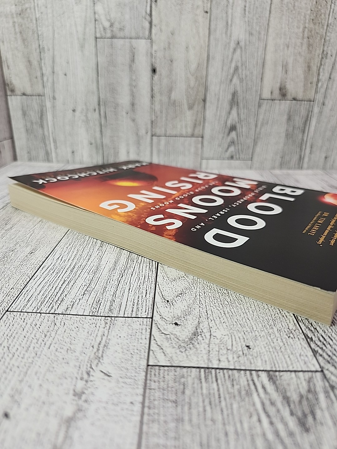 Blood Moons Rising: Bible Prophecy, Israel, and the Four Blood Moons – VERY GOOD