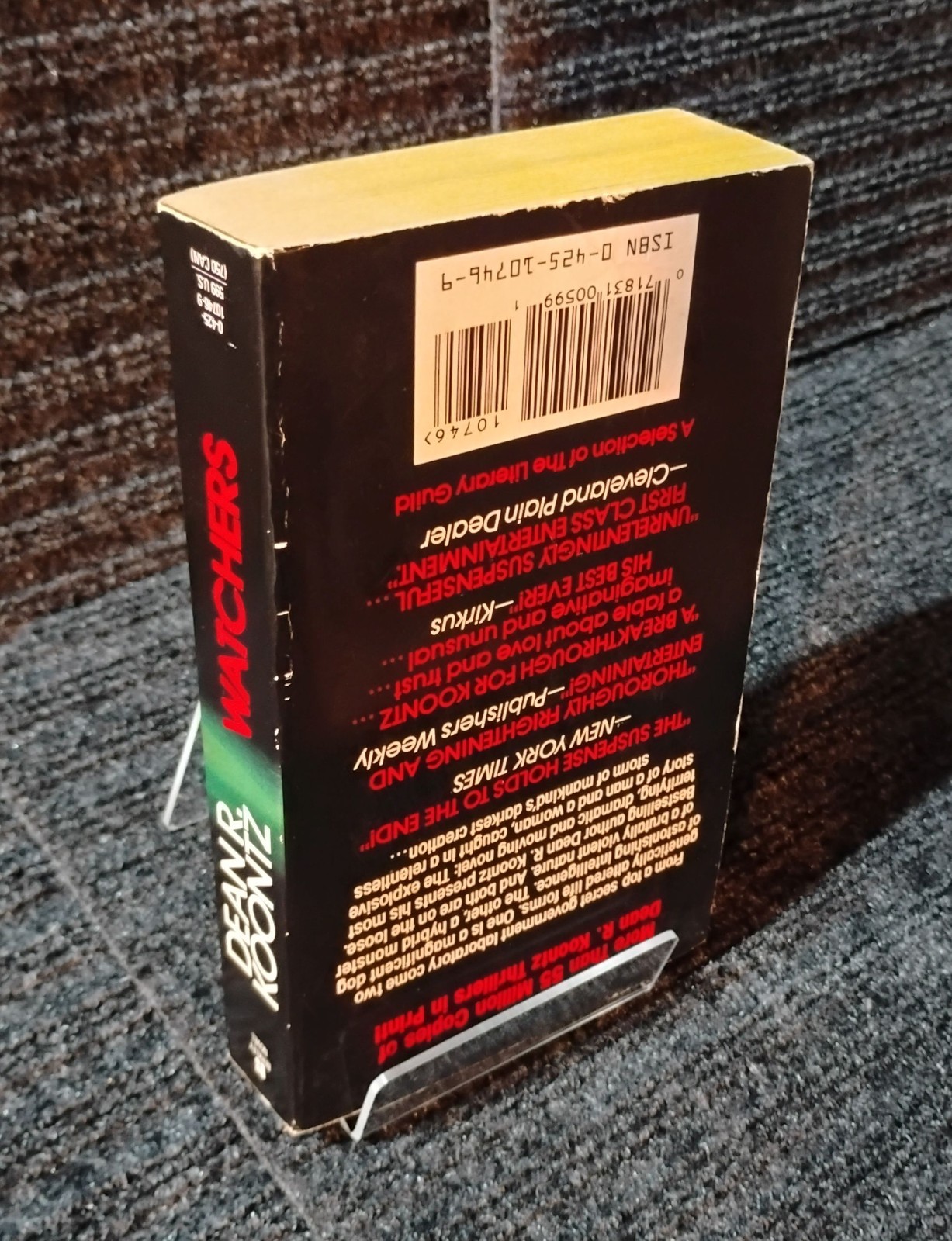 Dean Koontz WATCHERS 1988 Berkley Thriller Sci-Fi Horror Paperback Novel