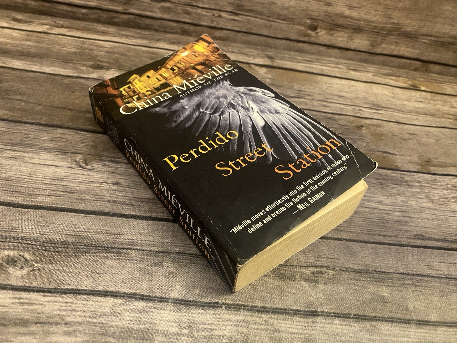 Perdido Street Station China Miéville 1st Edition Print US 2003 Mass Paperback