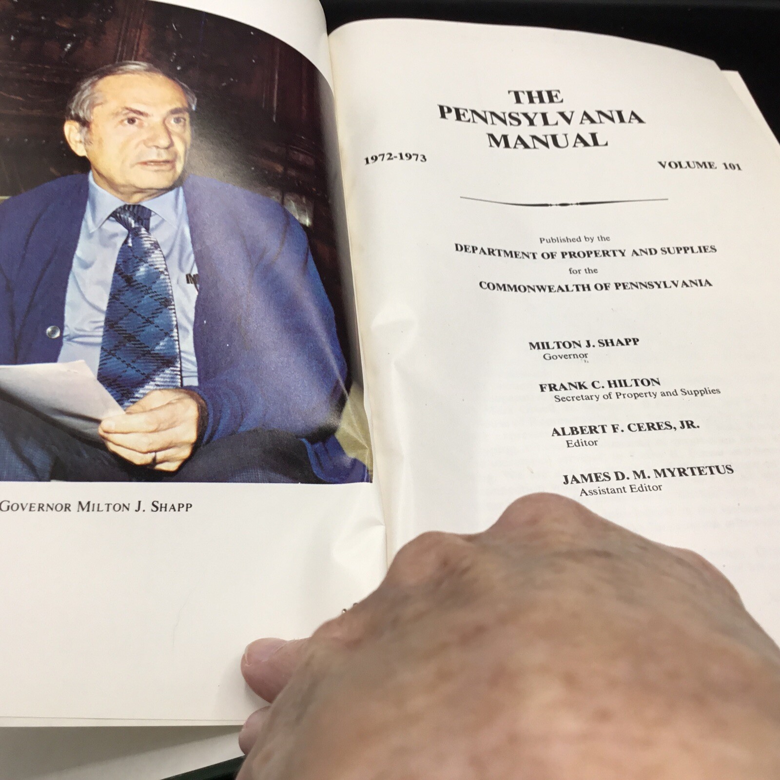The Pennsylvania Manual Volumes 101 1972-73 and Volume 102 1974-75, hardcover