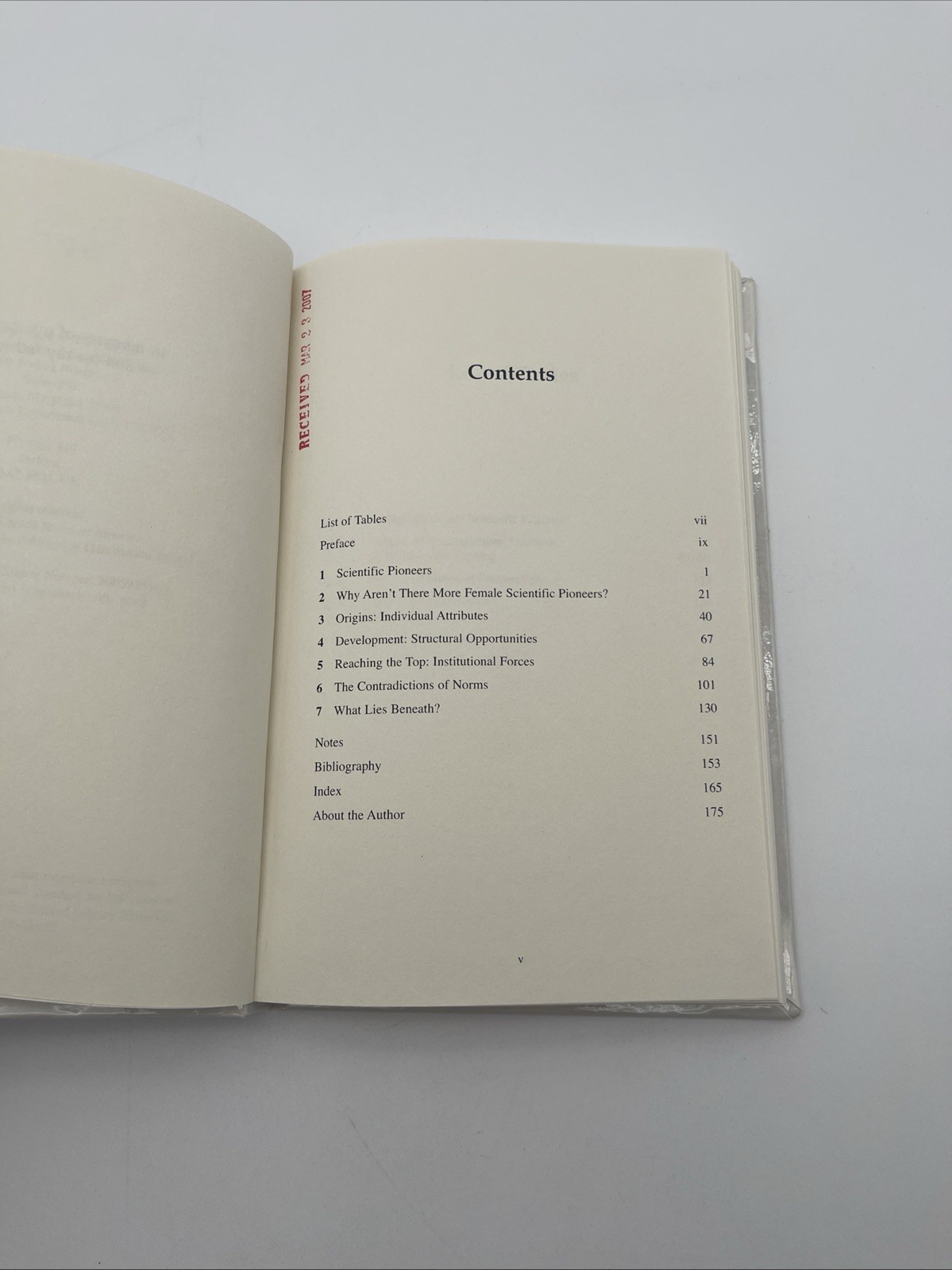 Scientific Pioneers : Women Succeeding in Science by Joyce Tang (2006, Perfect)