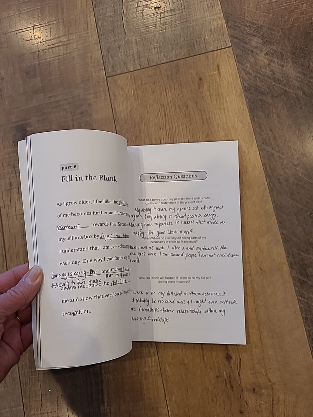 The Shadow-Work Journal: A Guide to Integrate and Transcend Your Shadows