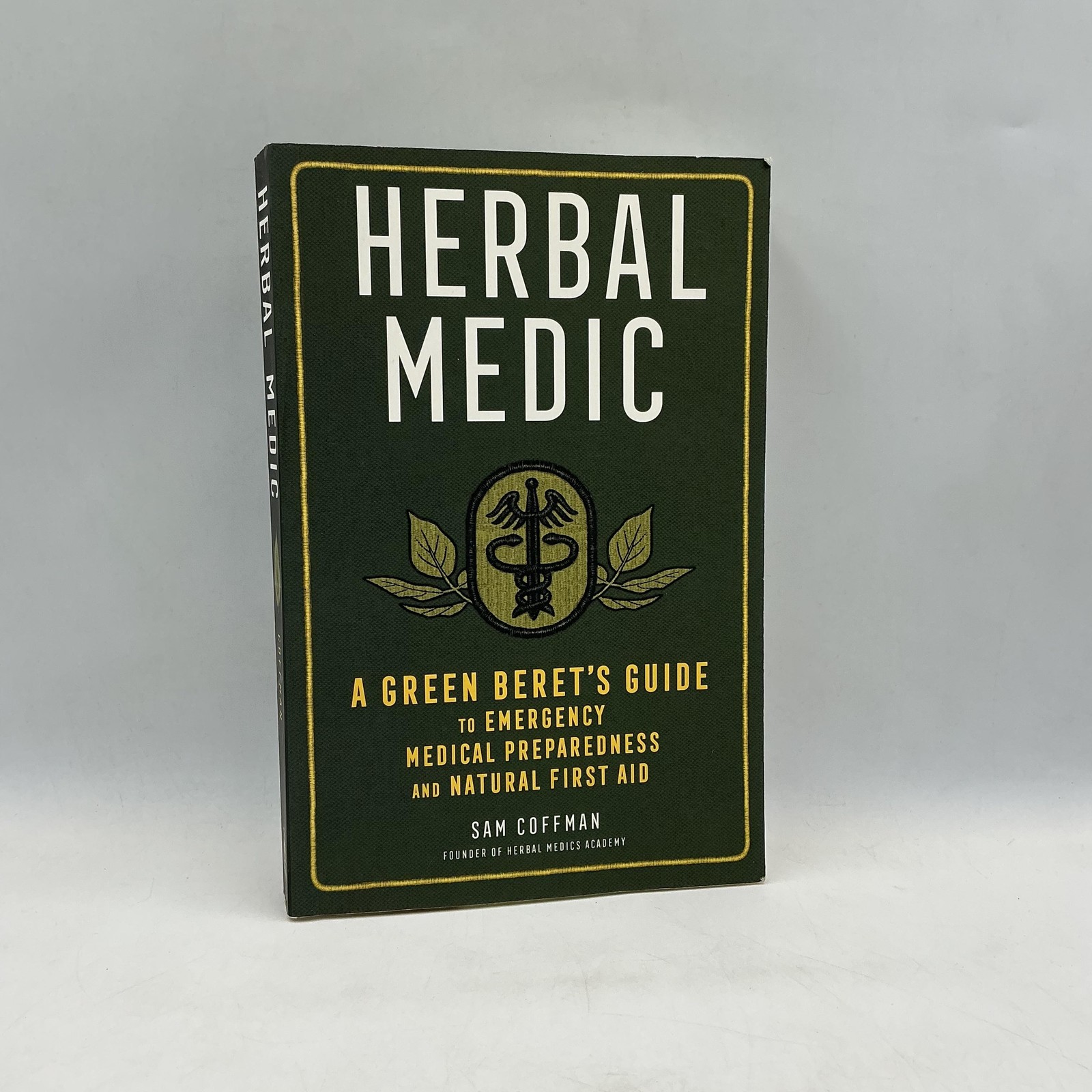 Herbal Medic A Green Beret’s Guide Sam Coffman PB Illustrated 2021 Storey Green