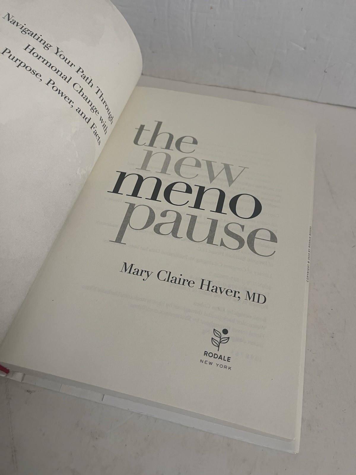 New Menopause: Navigating Your Path Through Hormonal Hardcover Dustv Jacket 2024