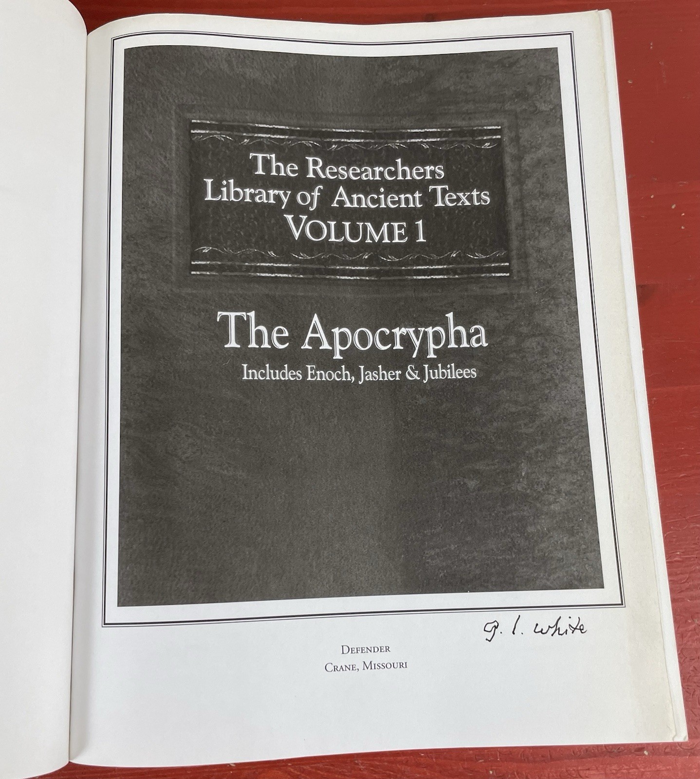 The Researchers Library of Ancient Texts, Volume 1: The Apocrypha Paperback 2011