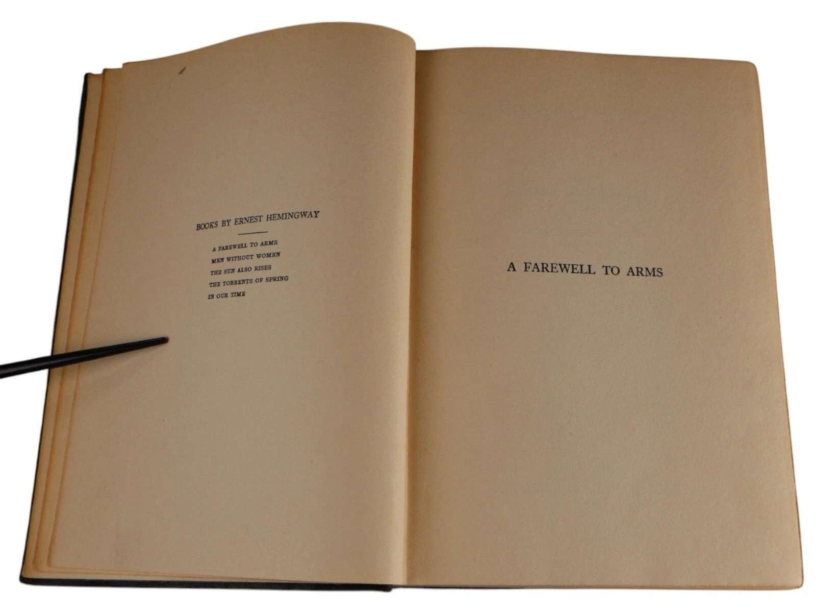 Ernest Hemingway A Farewell to Arms 1929 Scribner HC 5th Print No DJ