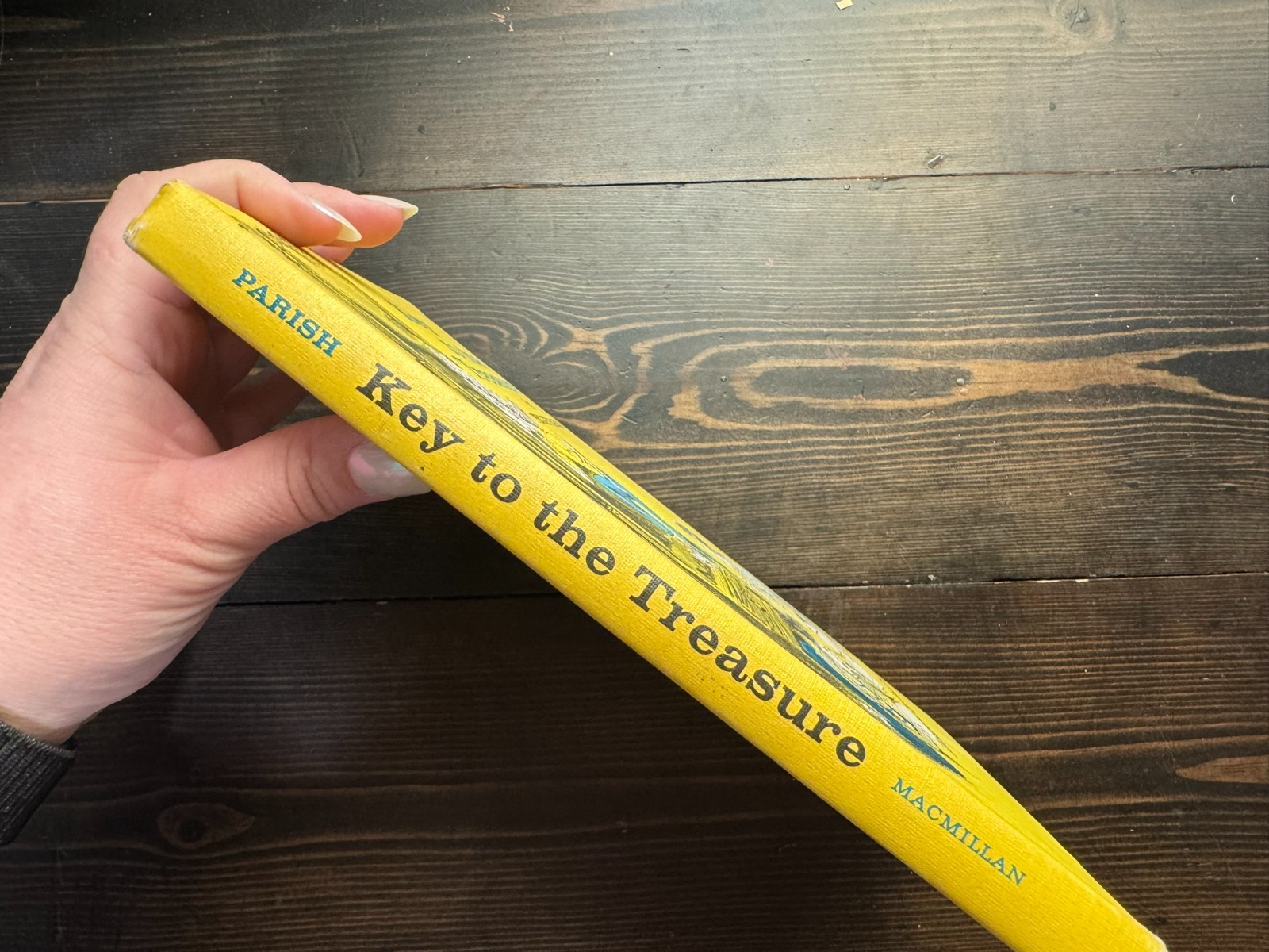 VTG – Key to the Treasure by Peggy Parish [HC, 1966] Weekly Reader