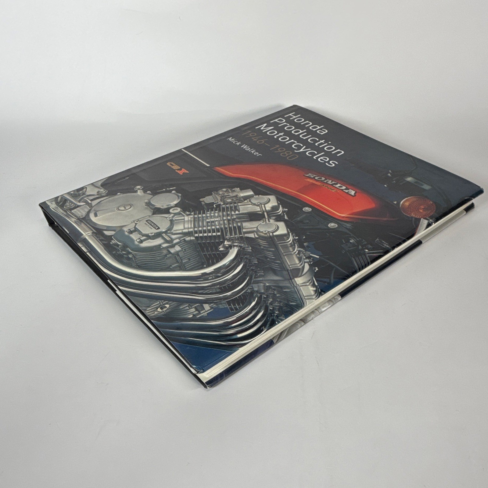 Honda Production Motorcycles 1946-1980 HC 2006 Mick Walker Illus 216p