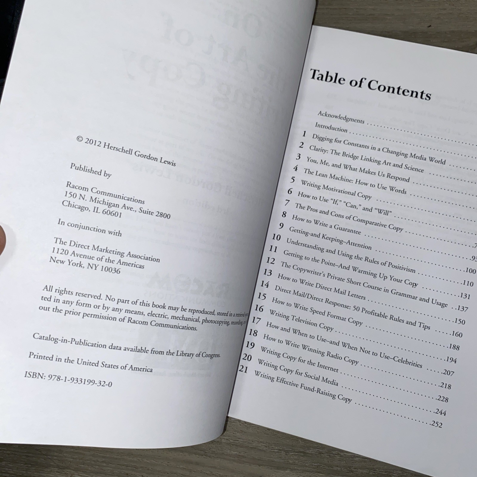 ON THE ART OF WRITING COPY (4TH EDITION): THE BEST OF By Gordon Herschell Lewis