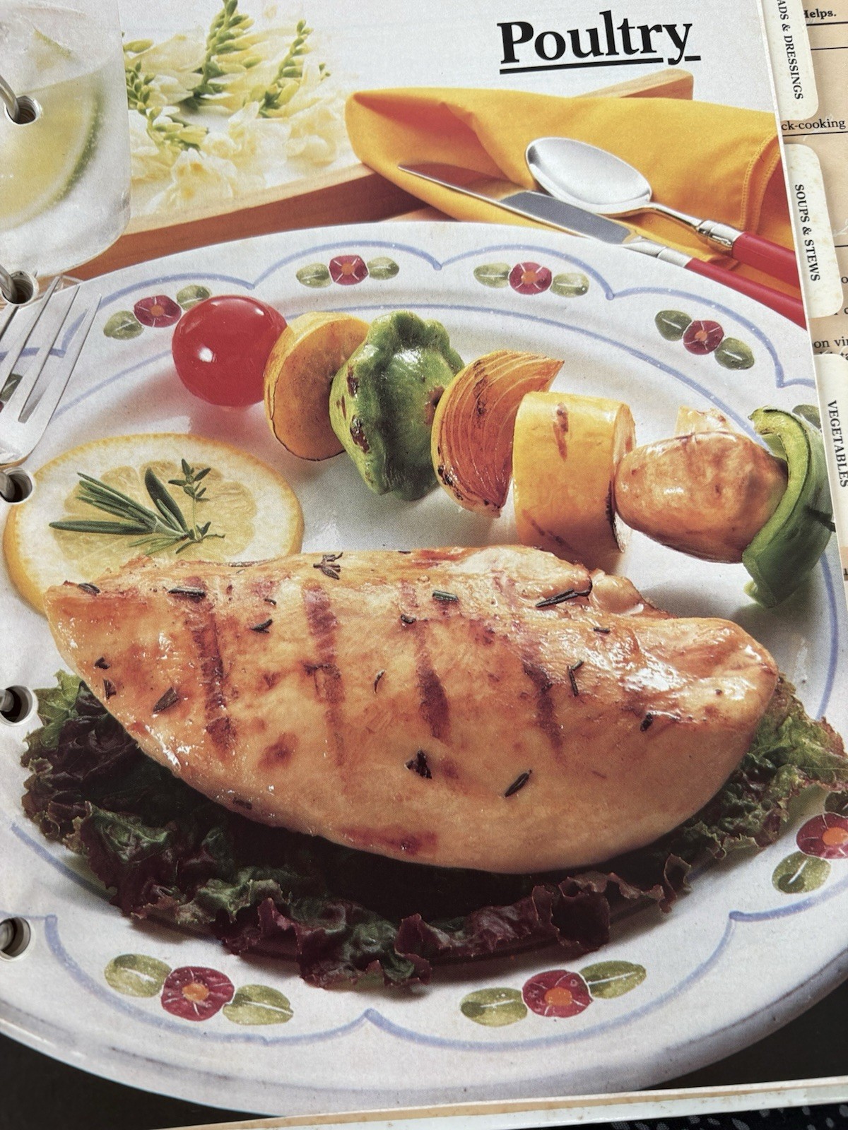Vintage 1989 The Pillsbury Cookbook 5 Ring Hardcover Binder 448 Pages