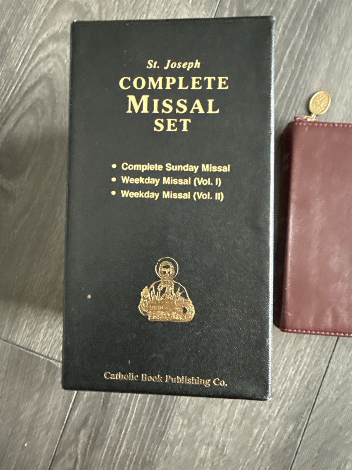 St. Joseph Missals: Complete Gift Box 3-Volume Set Sunday & Weekday Missal