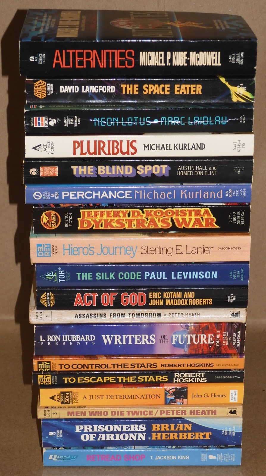 LOT 18 Assorted SCI-FI Novels & Short Story PBs 1960s – 2004 in VG/NM! #1S