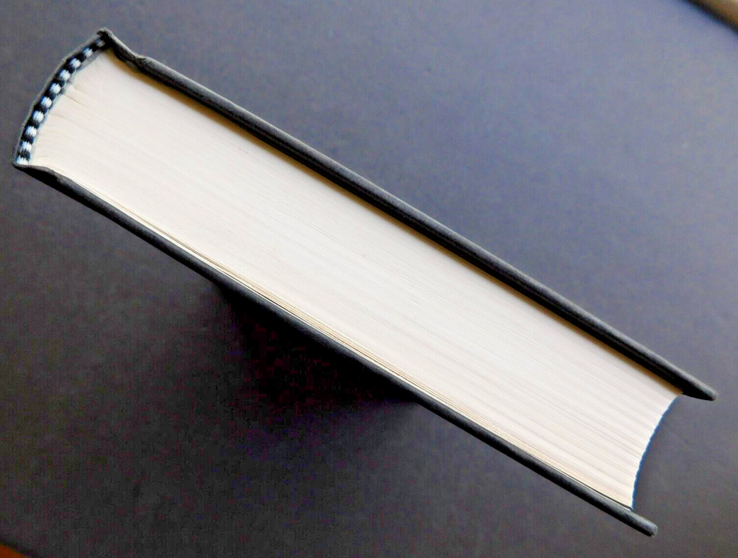 *SIGNED* BEN BOVA high grade 2003 collectible hardcover w/mylar SATURN 402 pages