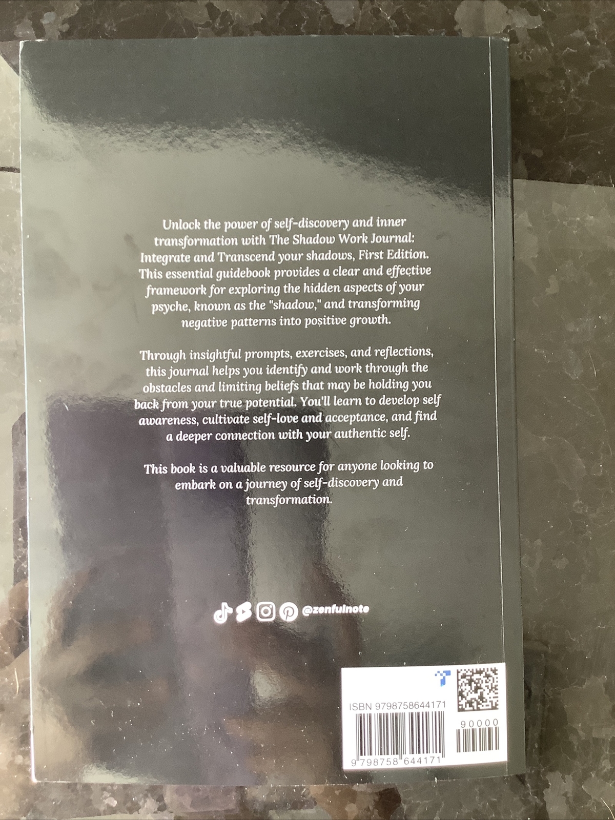 The Shadow Work Journal: A Guide to Integrate and Tran..Paperback