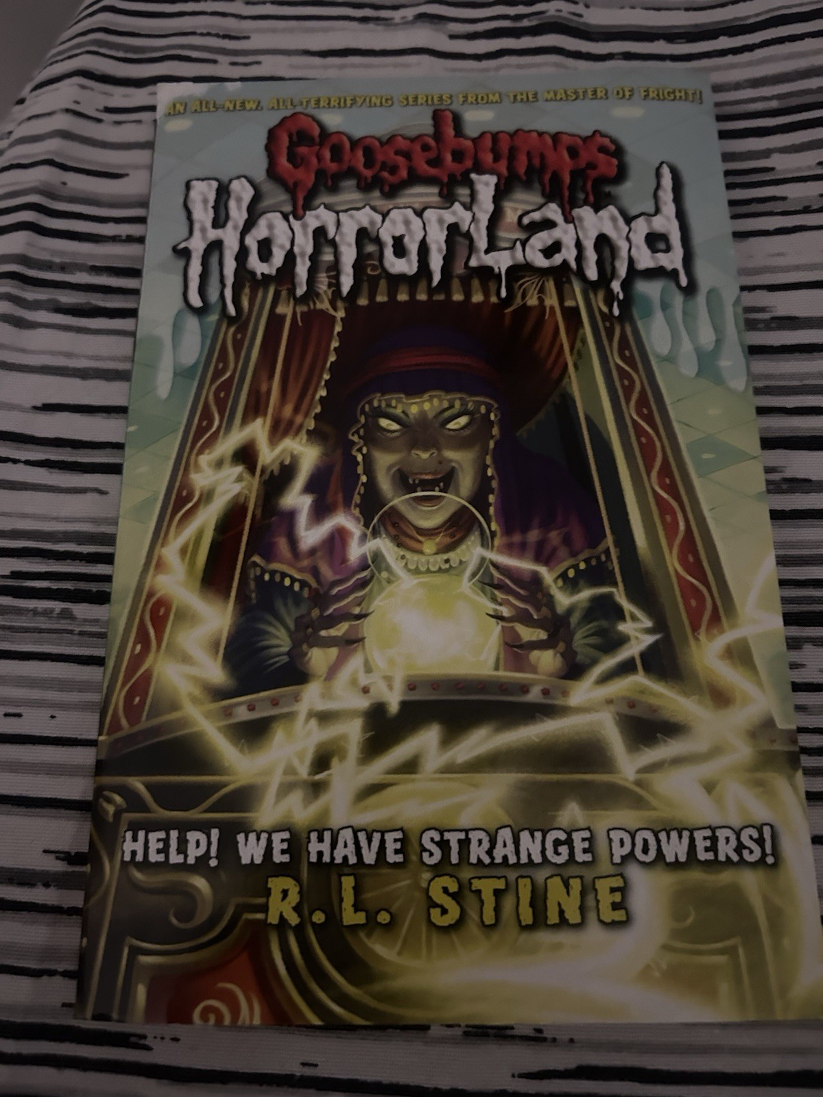 Goosebumps HorrorLand by R.L. Stine Paperback – 10pc Full set – Collector‘ item