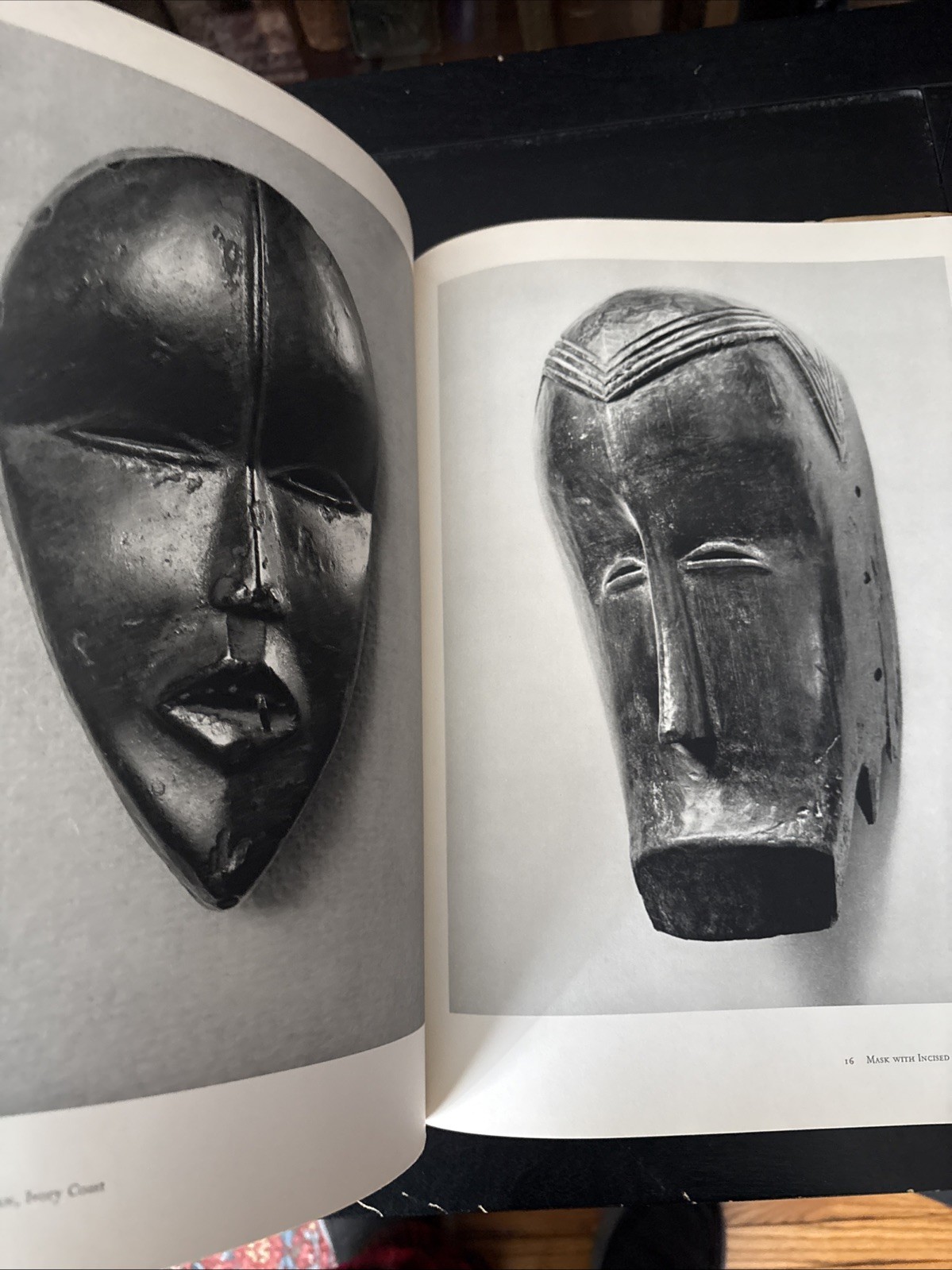 Sculpture of Primitive Man – Abrams hardcover Warner Muensterberger