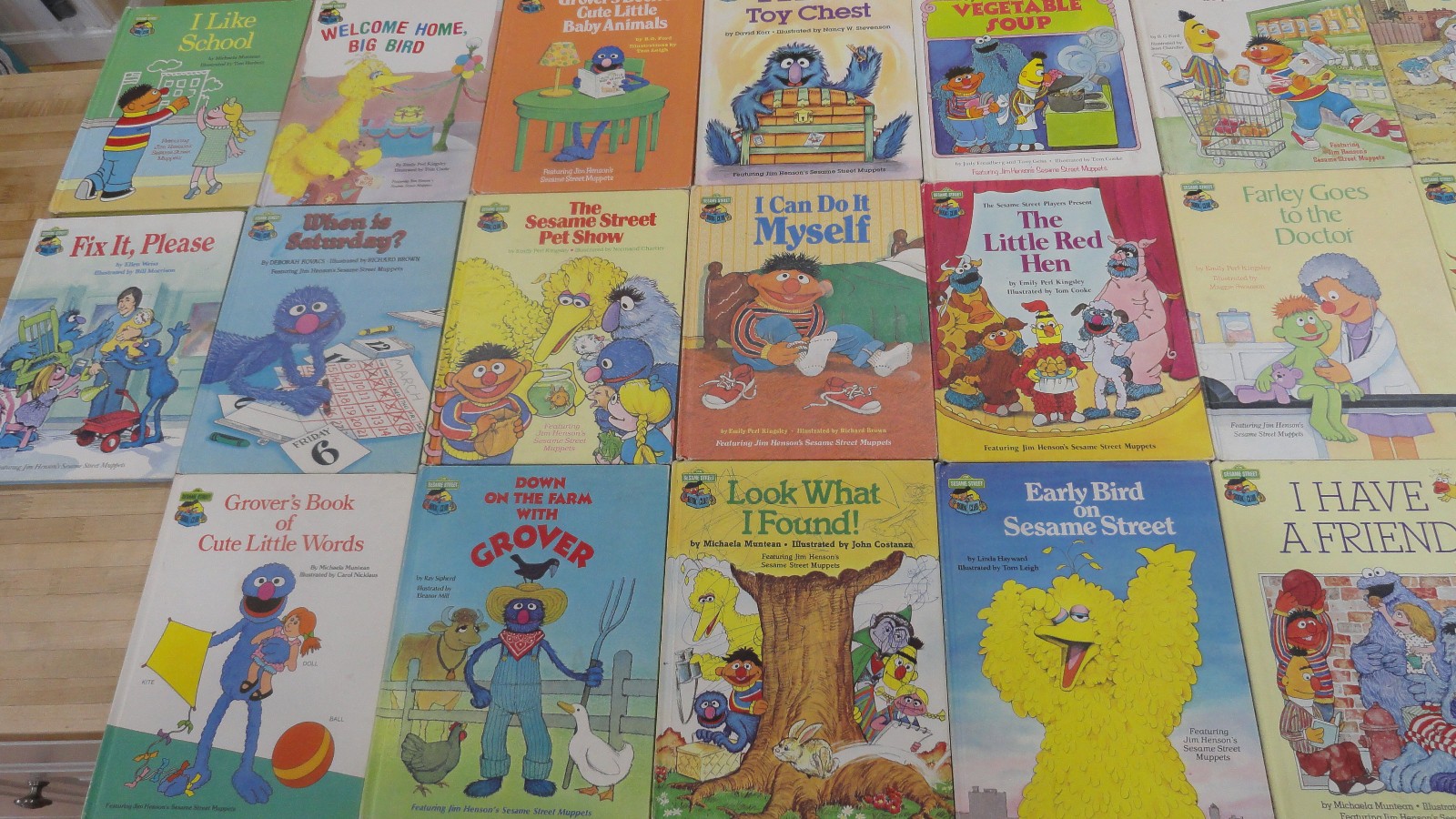 Sesame Street Book Club 1980’s Set of 26 Books See Below for Titles & Condition