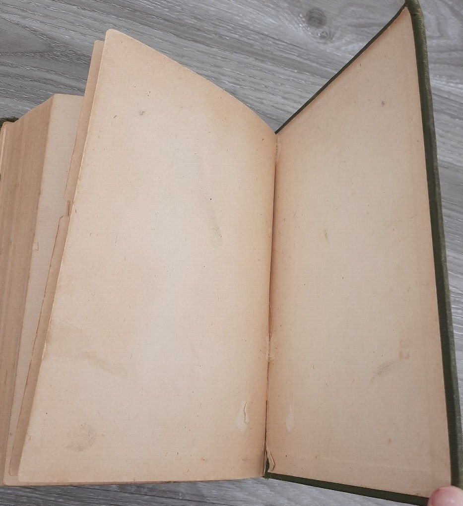 Antique 1905 Heart Throbs The Old Scrap Book Hardcover Grosset and Dunlap 119 Yr