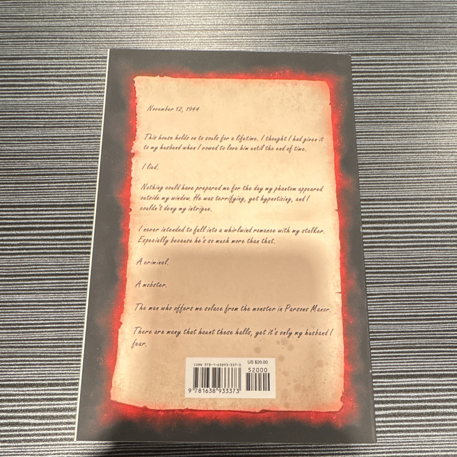 H.D. Carlton Phantom Trade Paperback 2025 Zando Contemporary Romance Suspense
