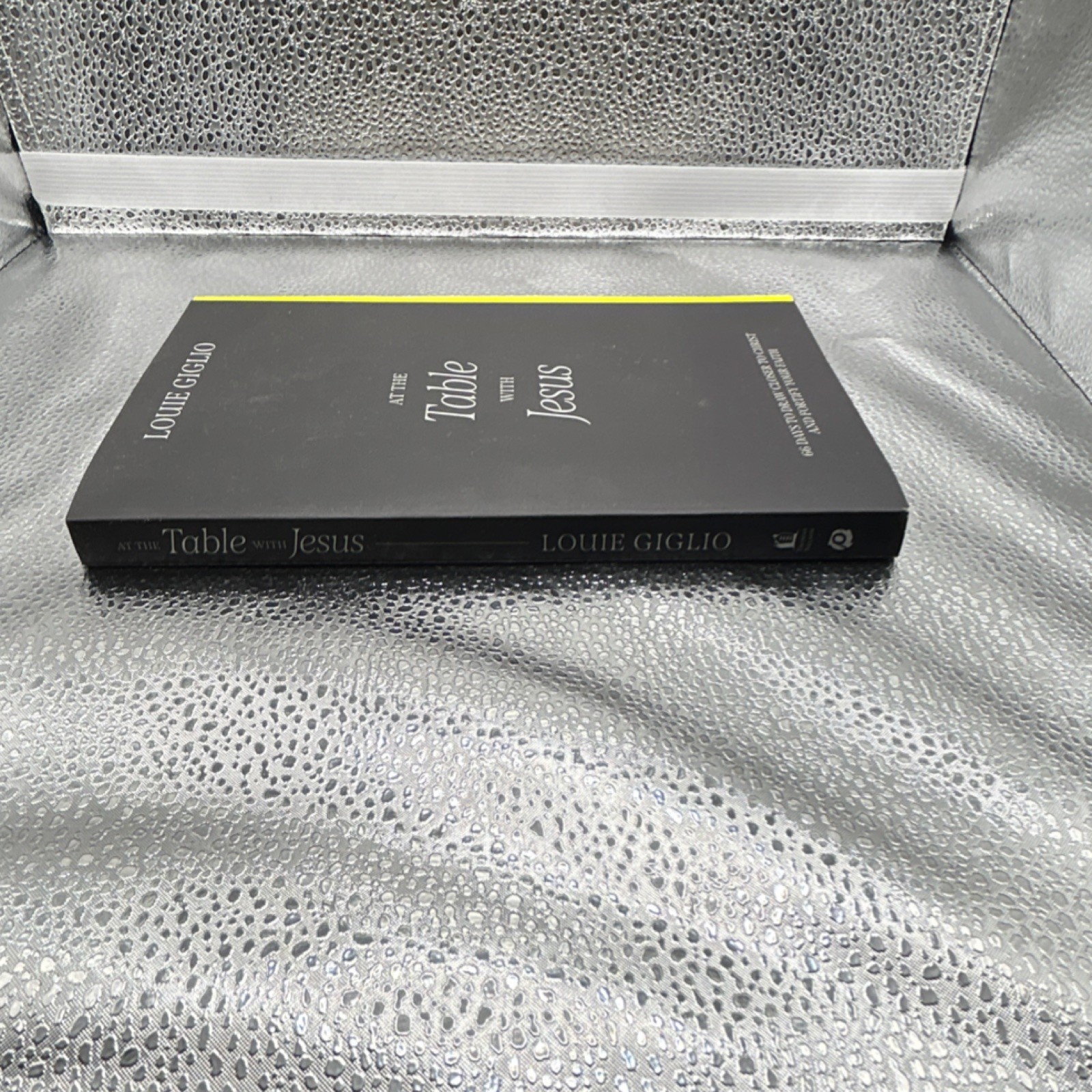 Louie Giglio At the Table with Jesus Paperback Thomas Nelson Christian Living