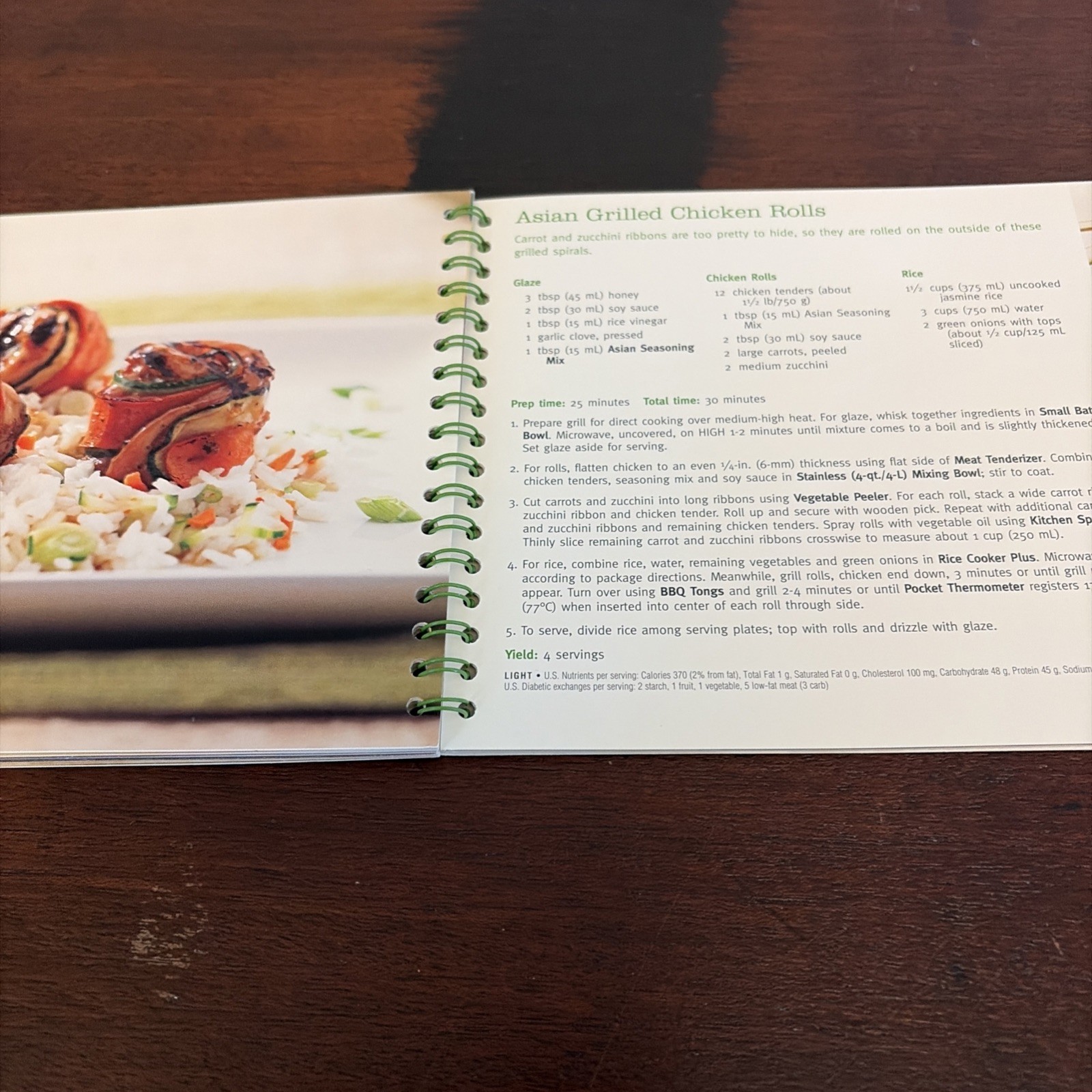 PAMPERED CHEF Spiral Cookbook ~Grill it Quick!~ 40 pages Recipes & Grilling Tips