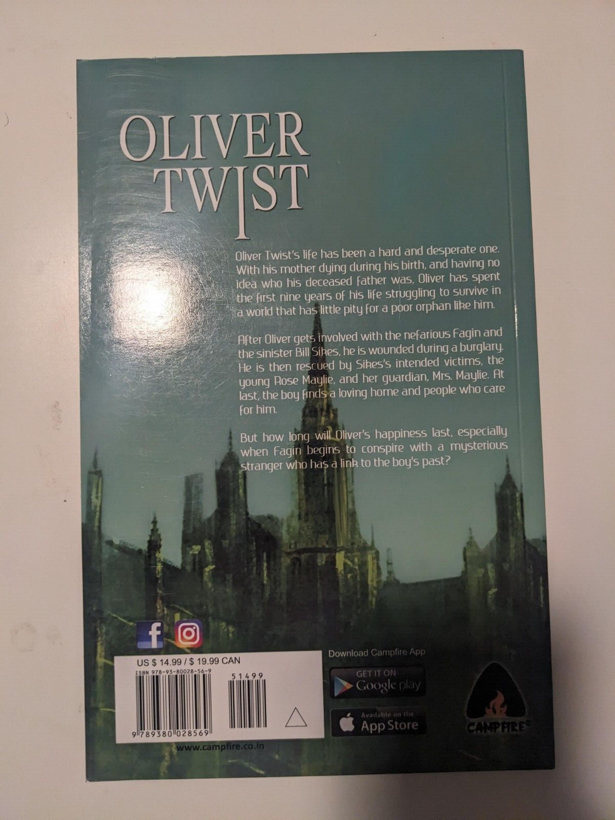 Oliver Twist : The Graphic Novel by Charles Dickens (2011, Trade Paperback)