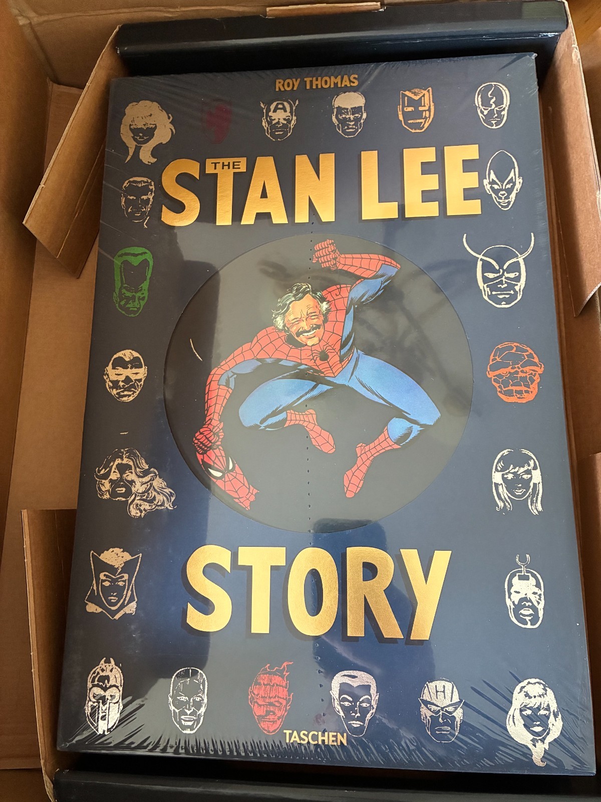 The Stan Lee Story by Roy Thomas OVERSIZED Hardcover Taschen GERMAN 20″ x 13