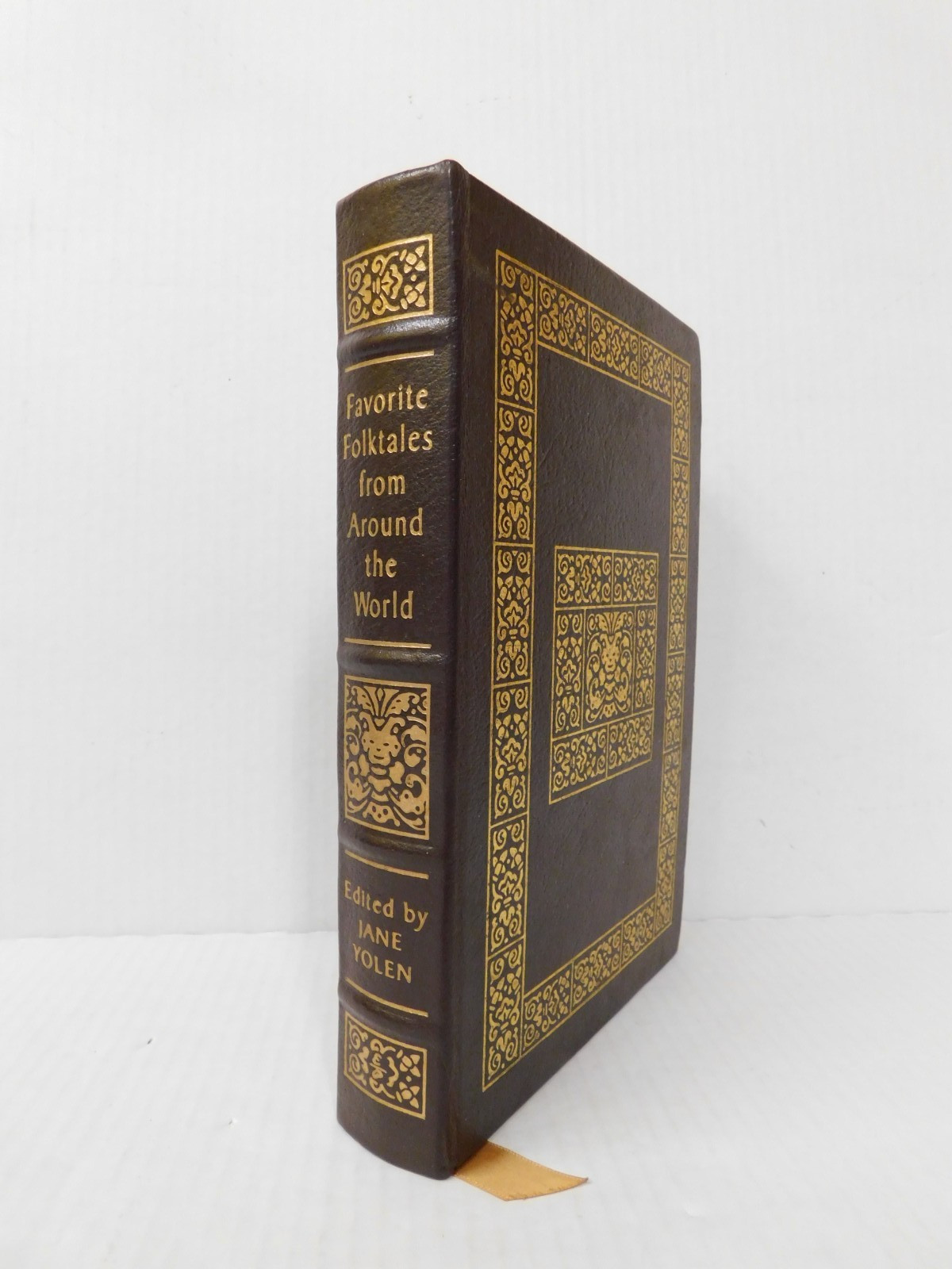 Favorite Folktales From Around the World Edited by Jane Yolen 1986 Easton Press