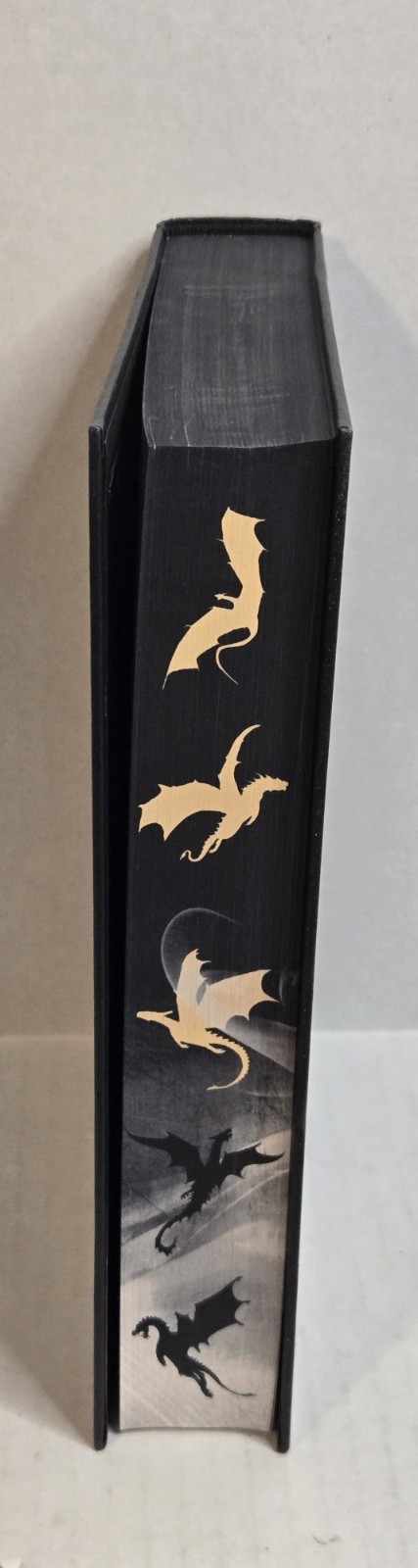 Onyx Storm – Deluxe Limited Edition – The Empyrean,3 – Rebecca Yarros