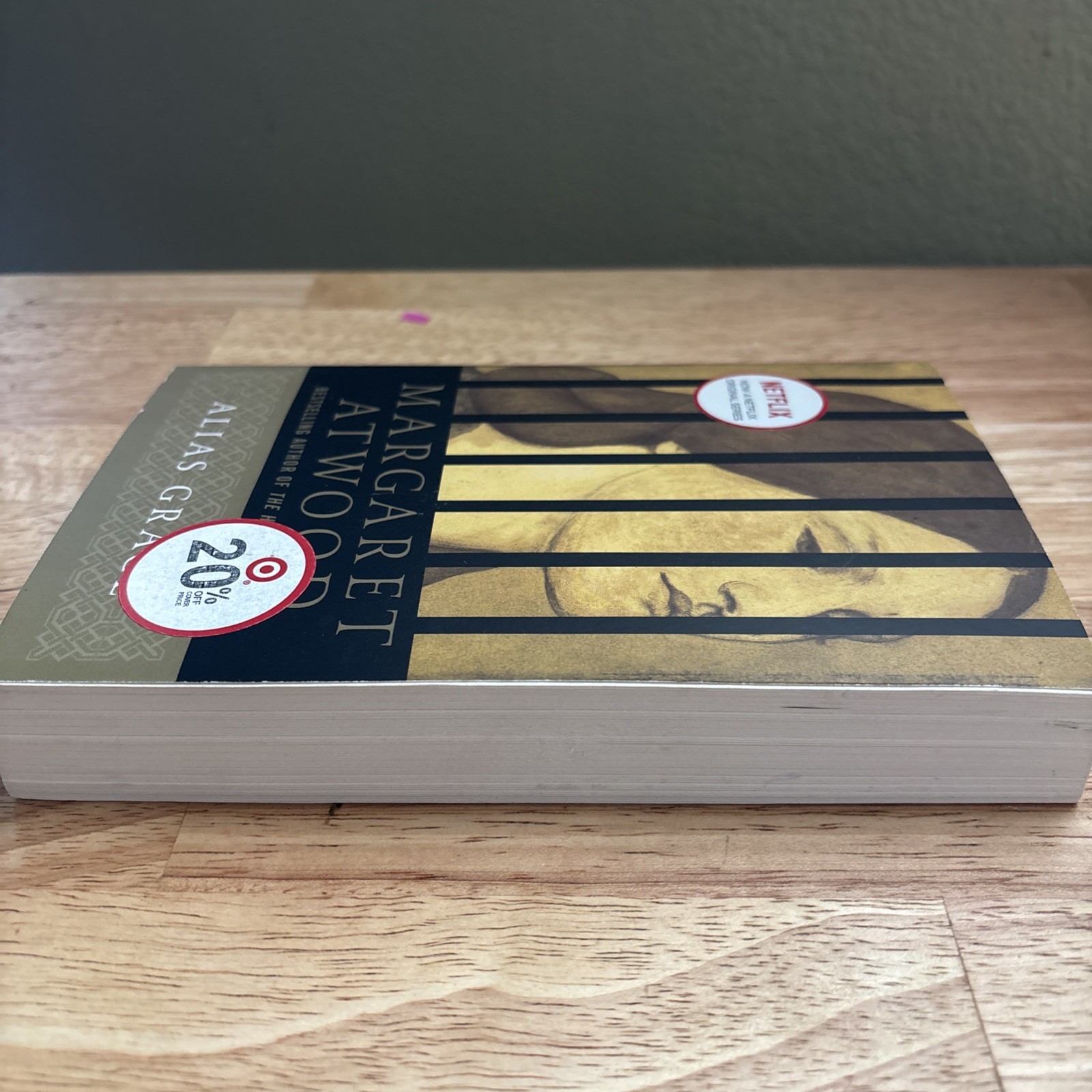 Alias Grace: A Novel – Paperback By Atwood, Margaret – VERY GOOD