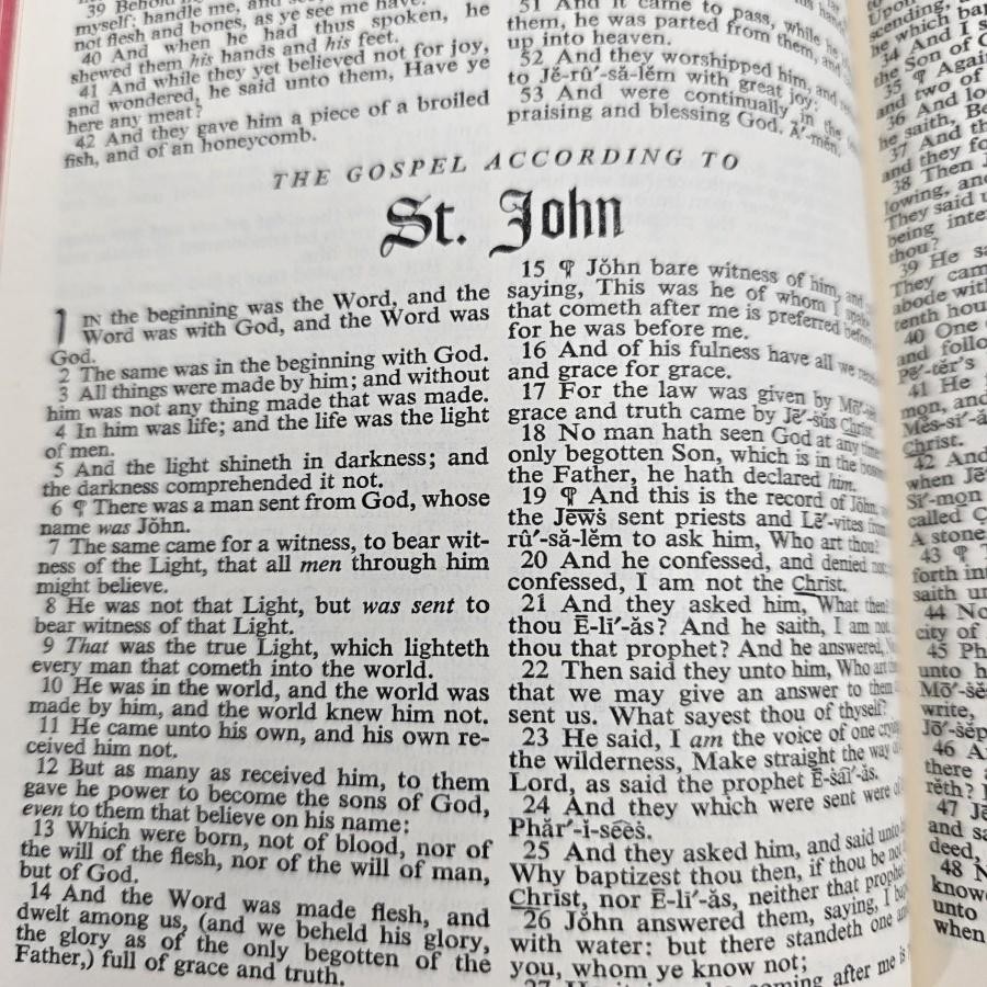 Holy Bible KJV King James Black American Bible Society 1961 Maps Book Vintage
