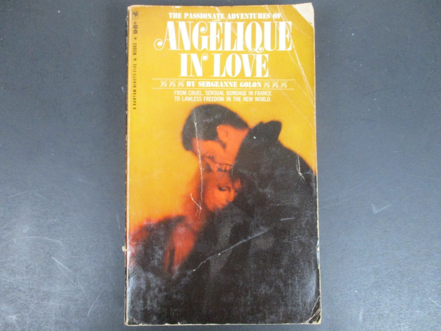 Angelique In Love Sergeanne Golon 1966 2nd Print Bantam Historical Romance PB