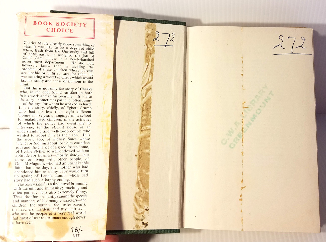 The Shorn Lamb by John Stroud (Vintage book 1960)( 14cm x 21cm x 3cm)