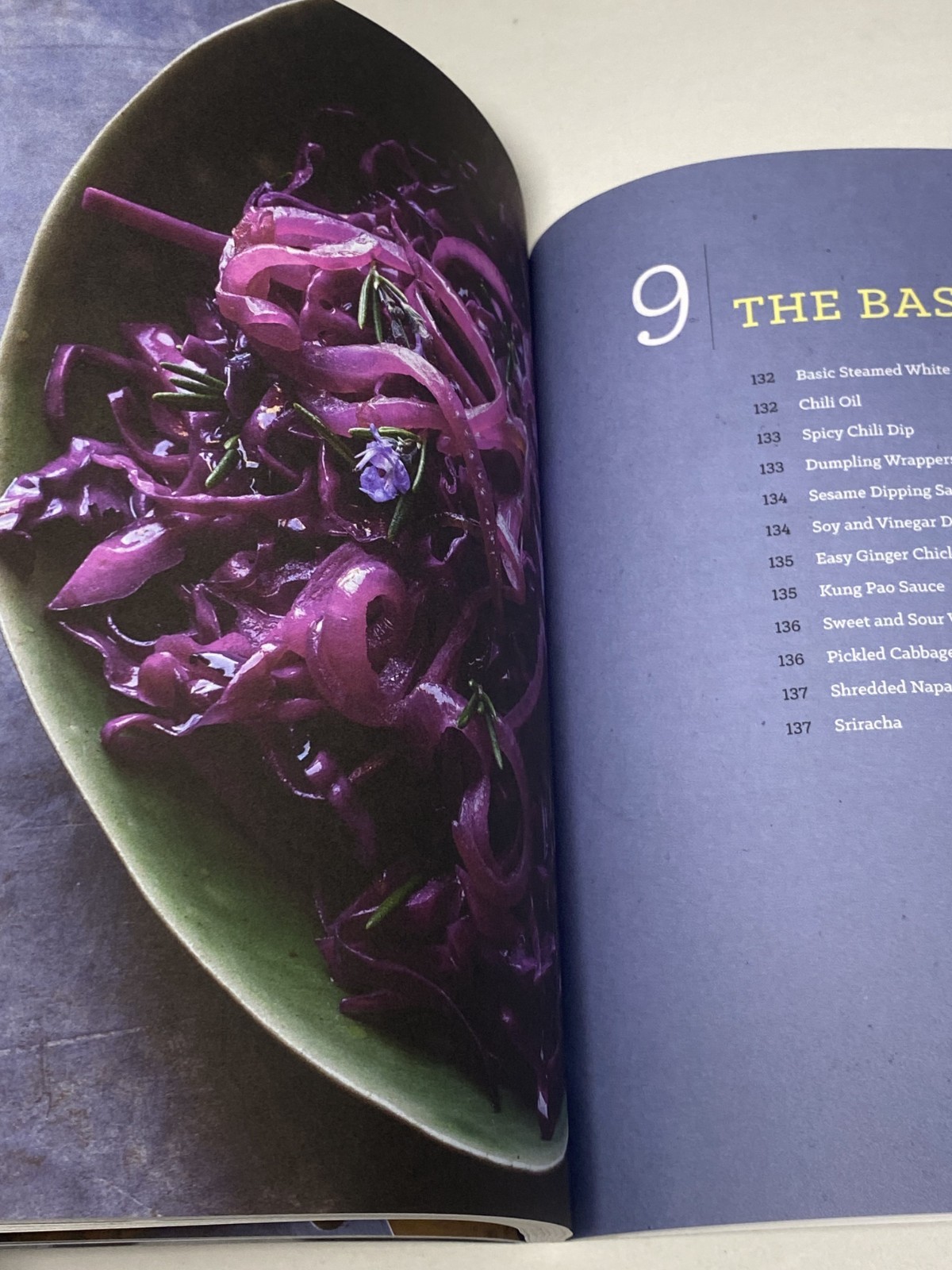 The Essential Wok Cookbook Naomi Imatome-Yun Chinese Favorites 2015