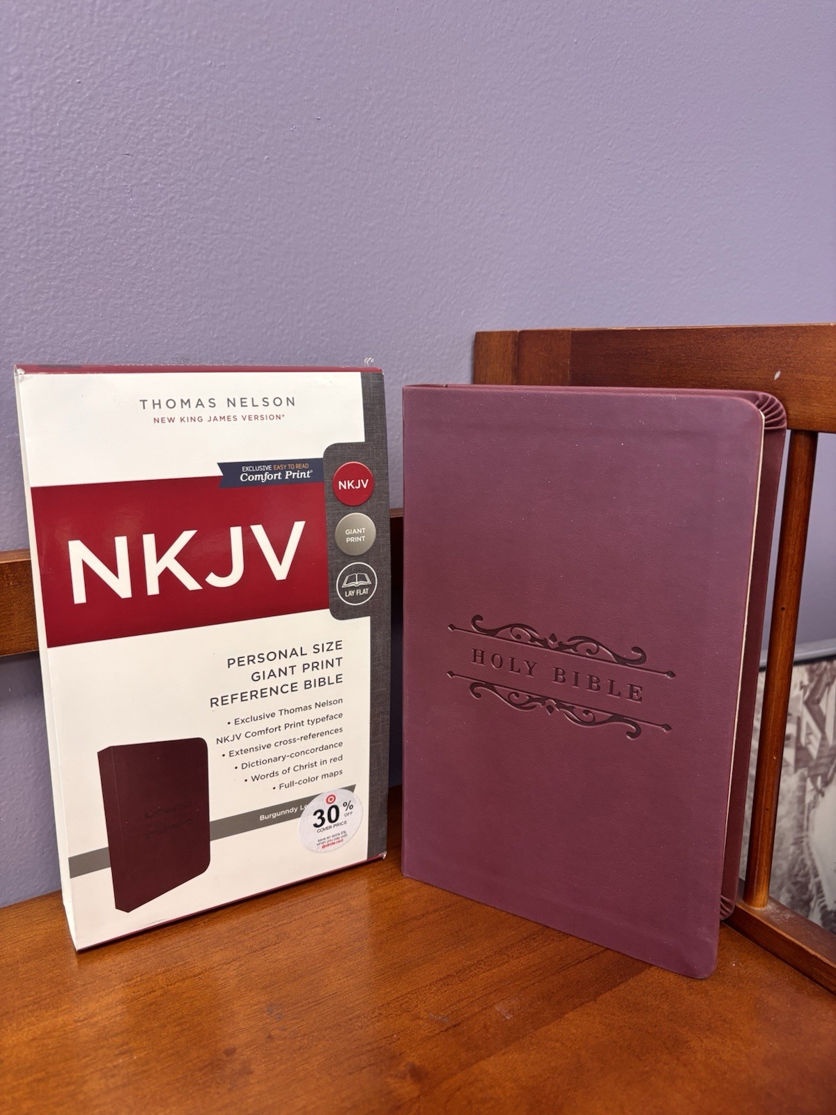 NKJV Giant Print Reference Bible BRAND NEW Burgundy Leathersoft