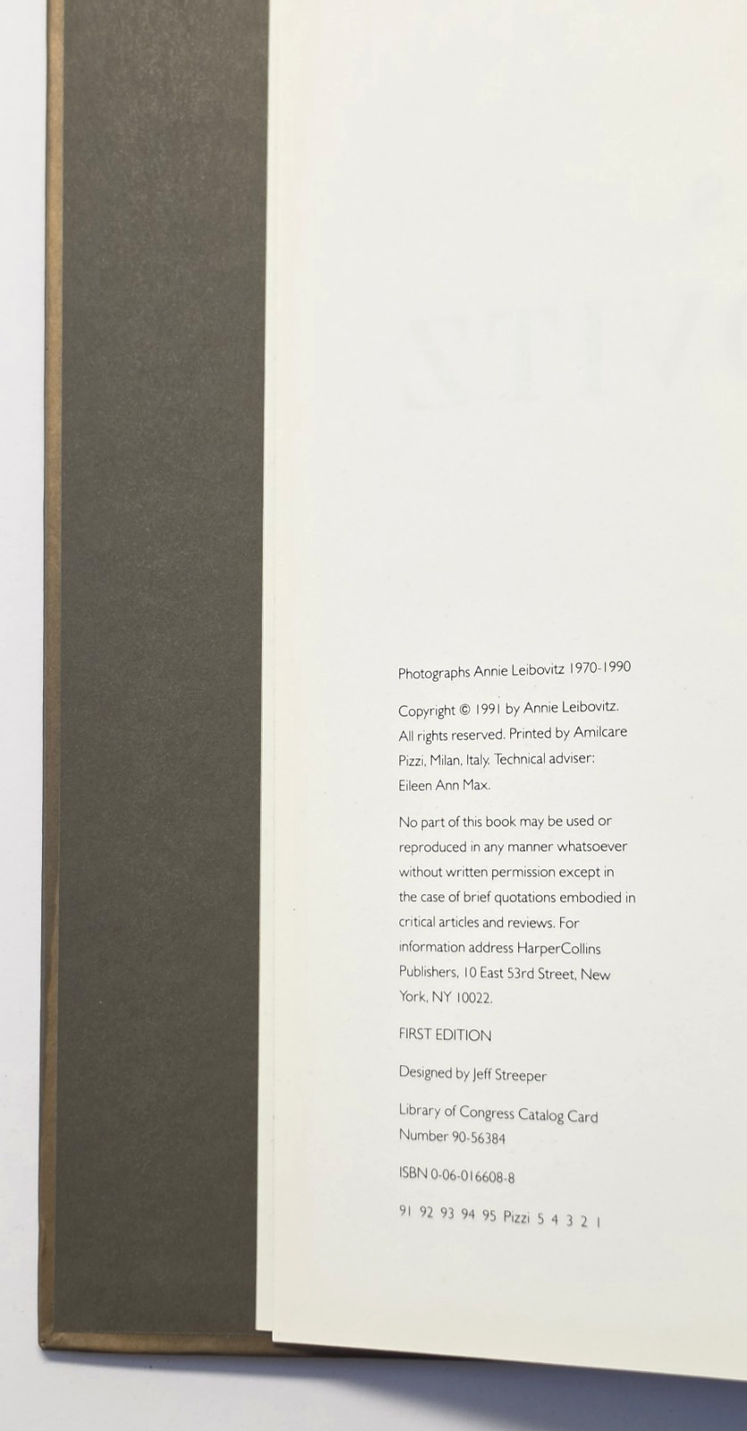 Annie Leibovitz: Photographs 1970-1990 First Editon Harcover Book Dust Cover