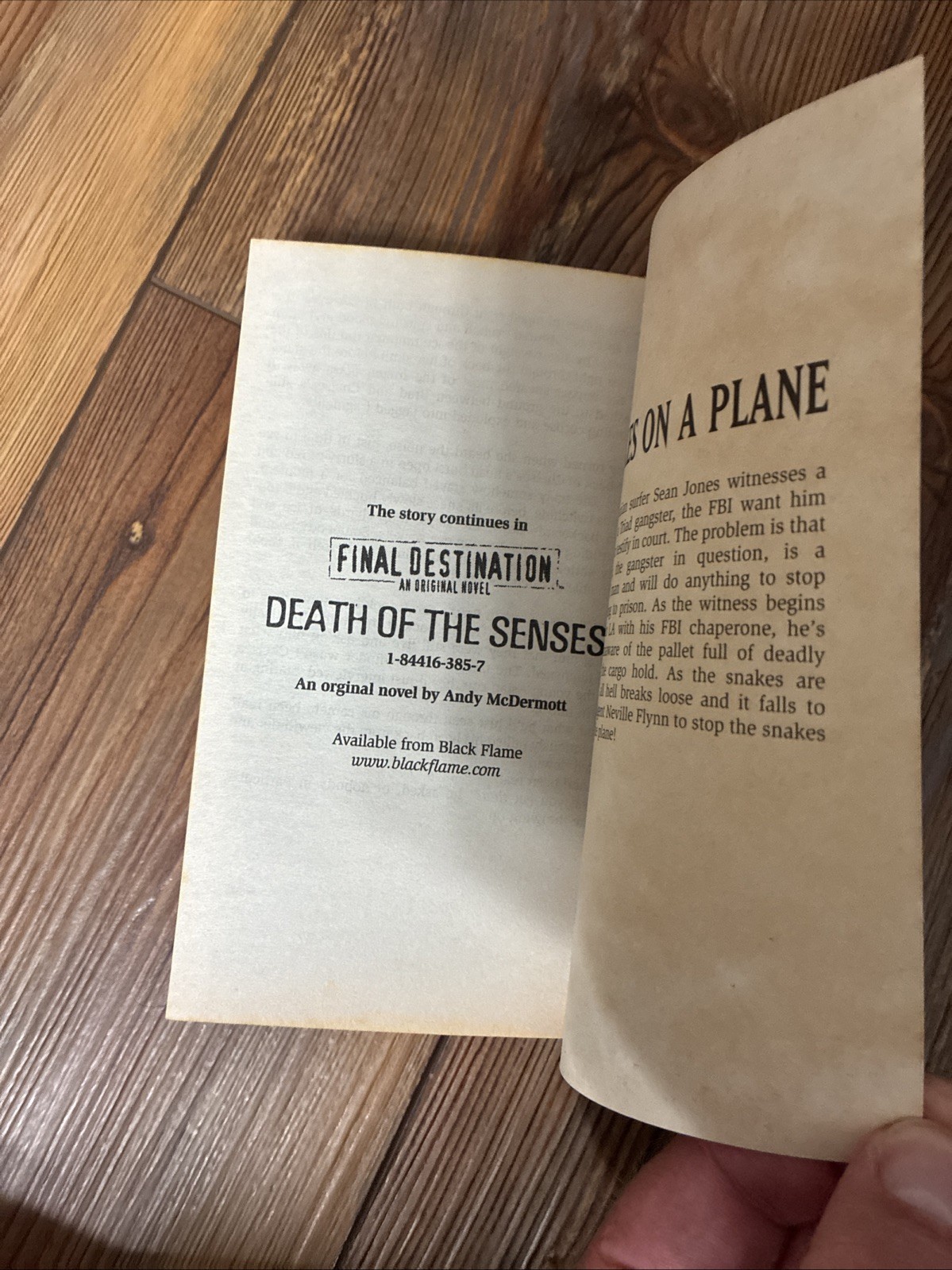 Snakes on a Plane | Christa Faust | New Line Cinema | Paperback Novel