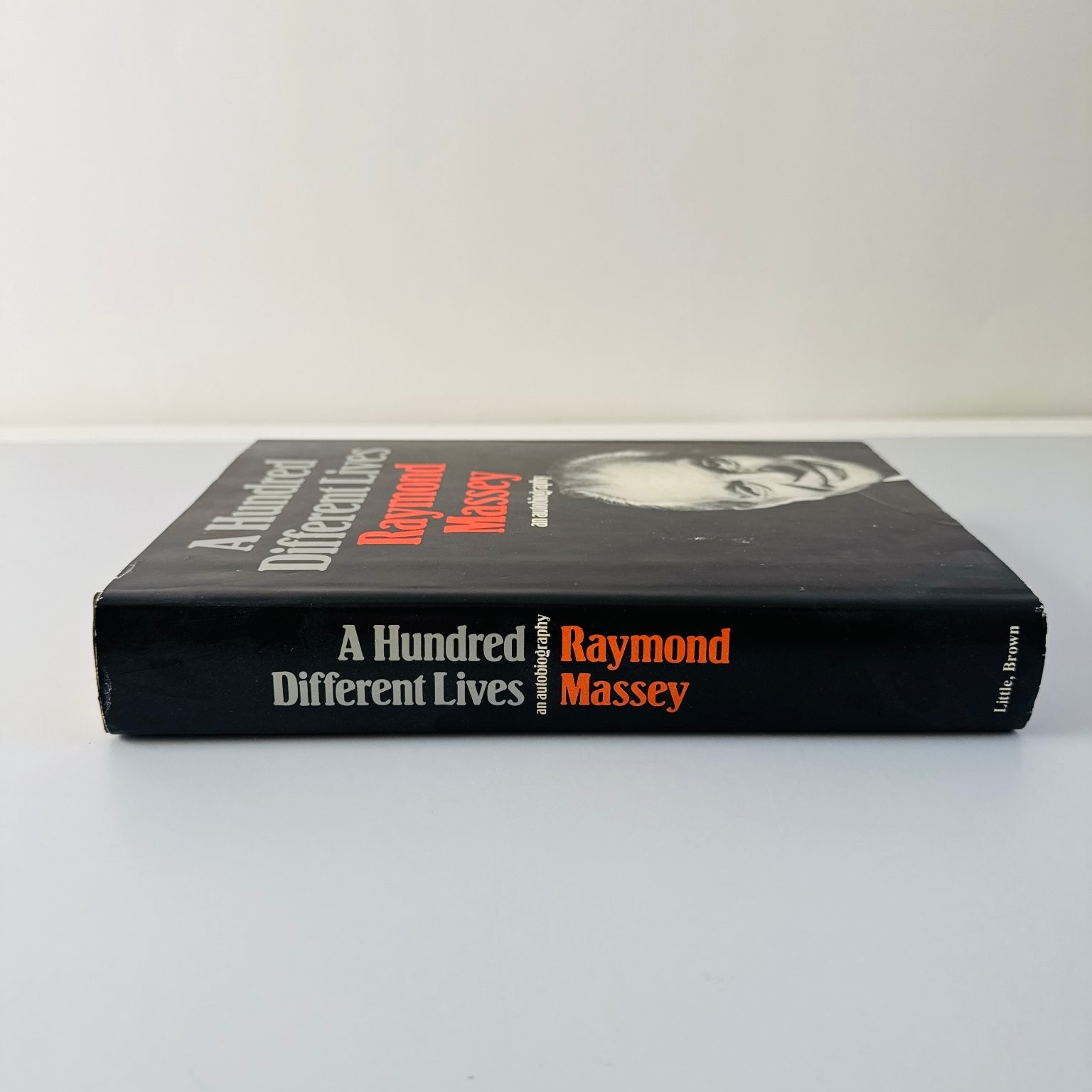 A Hundred Different Lives Raymond Massey 1979 Second Printing Autobiography