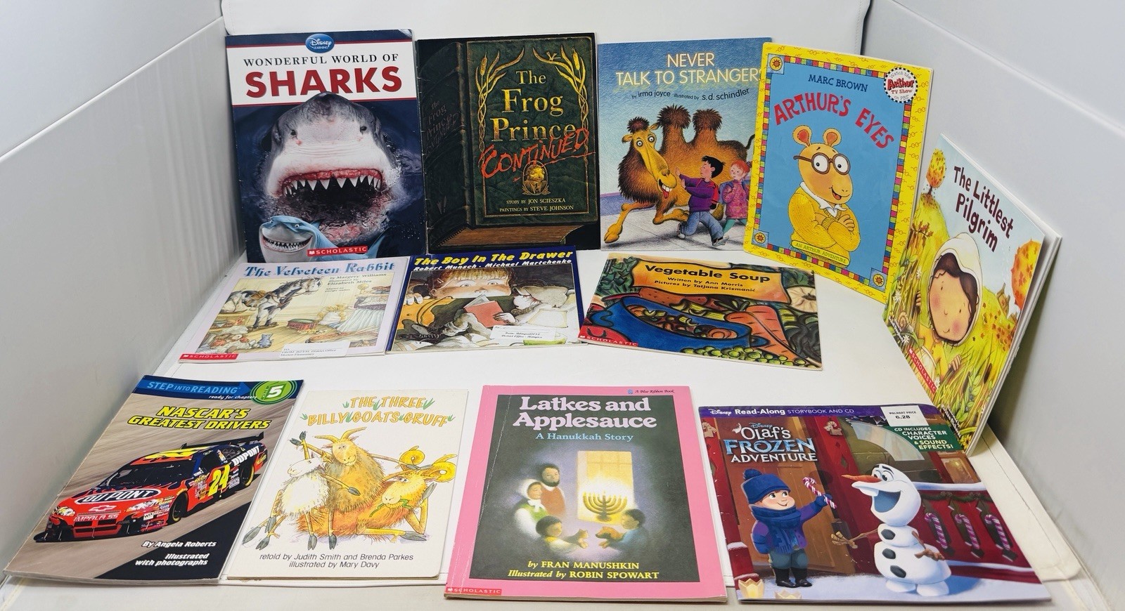 Children’s Scholastic Picture Books Kids Paperback Storybook Storytime Lot of 12