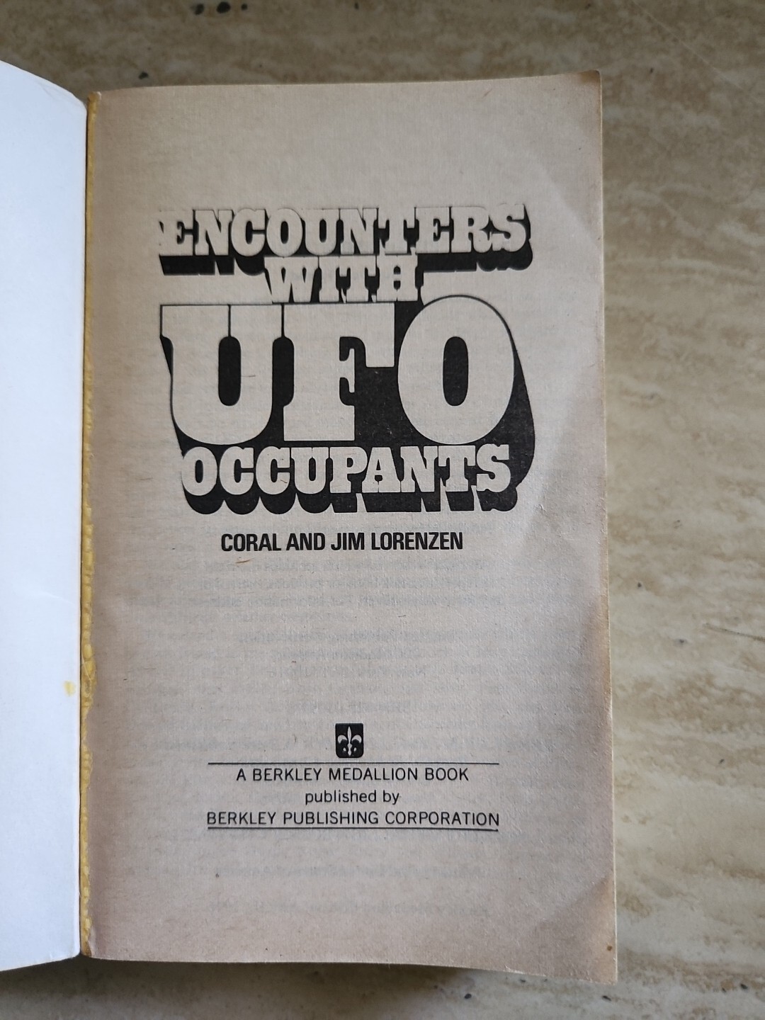 Encounters with UFO occupants (A Berkley medallion book) 1976 1st Thus