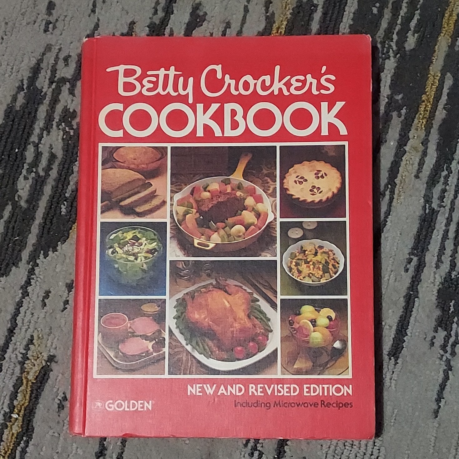 Betty Crocker Cookbook New/Revised Edition 1979 Golden Press 2nd print Hardcover