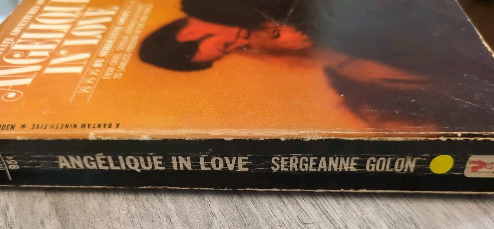 Vintage PB Book Angelique In Love by Sergeanne Golon 1966 Editon