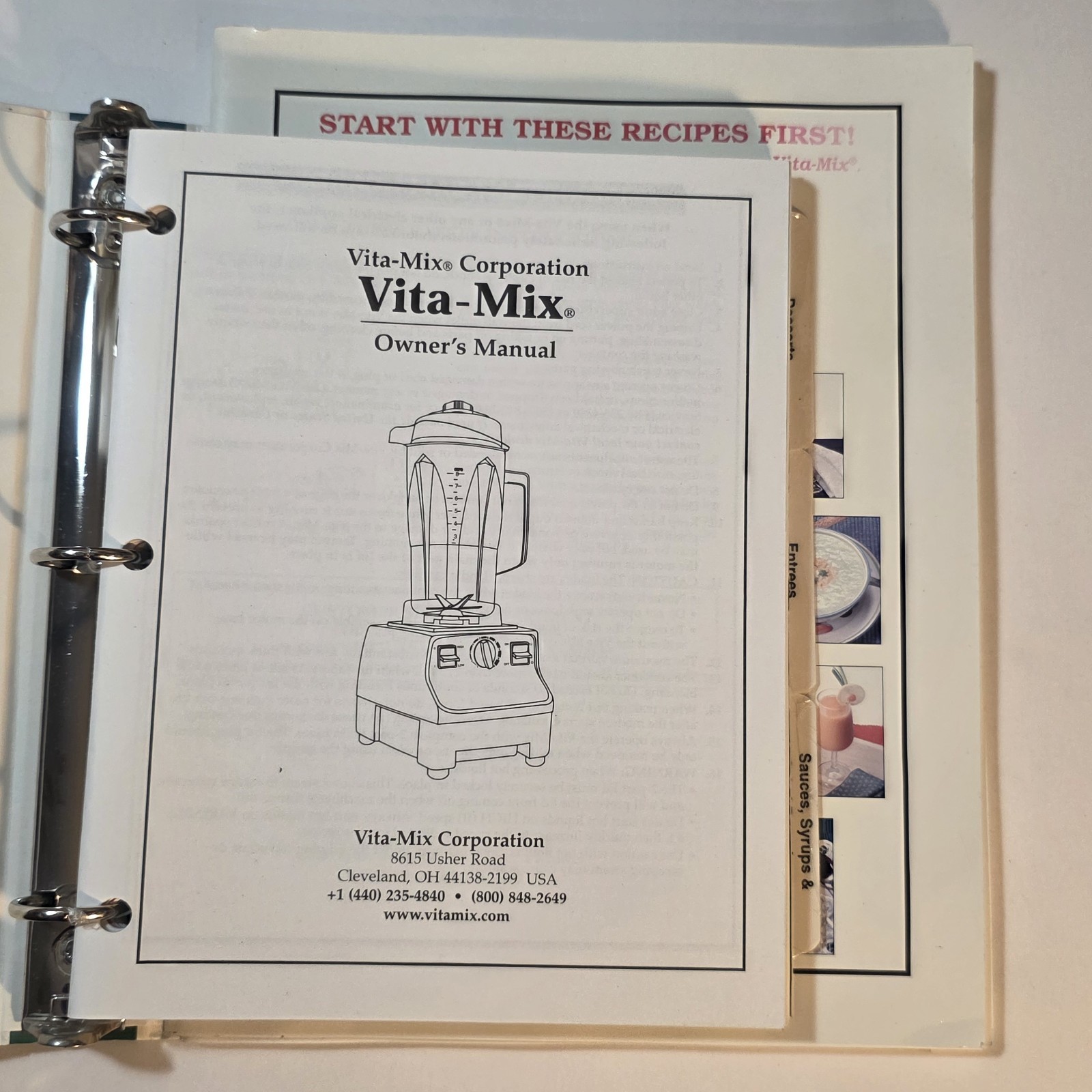 Vita-Mix Whole Food Recipes 3-Ring Binder and Owner’s Manual 2000 USA