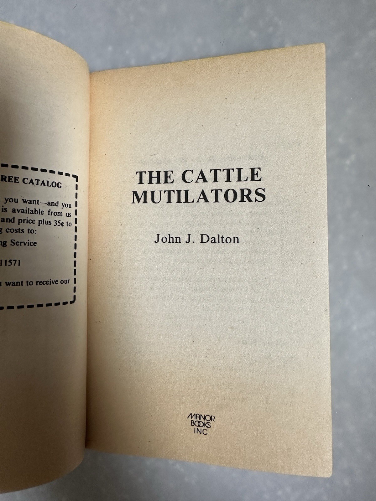 THE CATTLE MUTILATORS By John J Dalton *RARE* 1980 1st Print Horror/Thriller PB