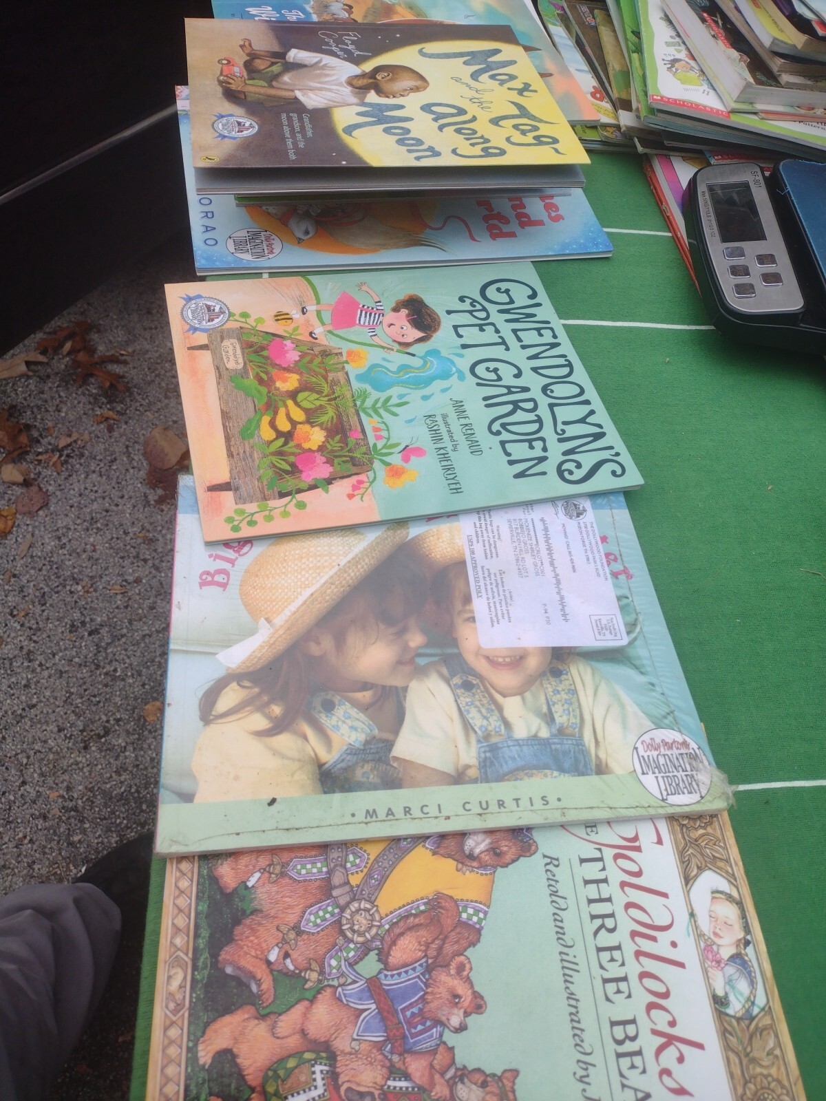 LOT OF 25 DOLLY PARTON IMAGINATION LIBRARY PICTURE BOOKS READ ALOUD ABCs NUMBERS