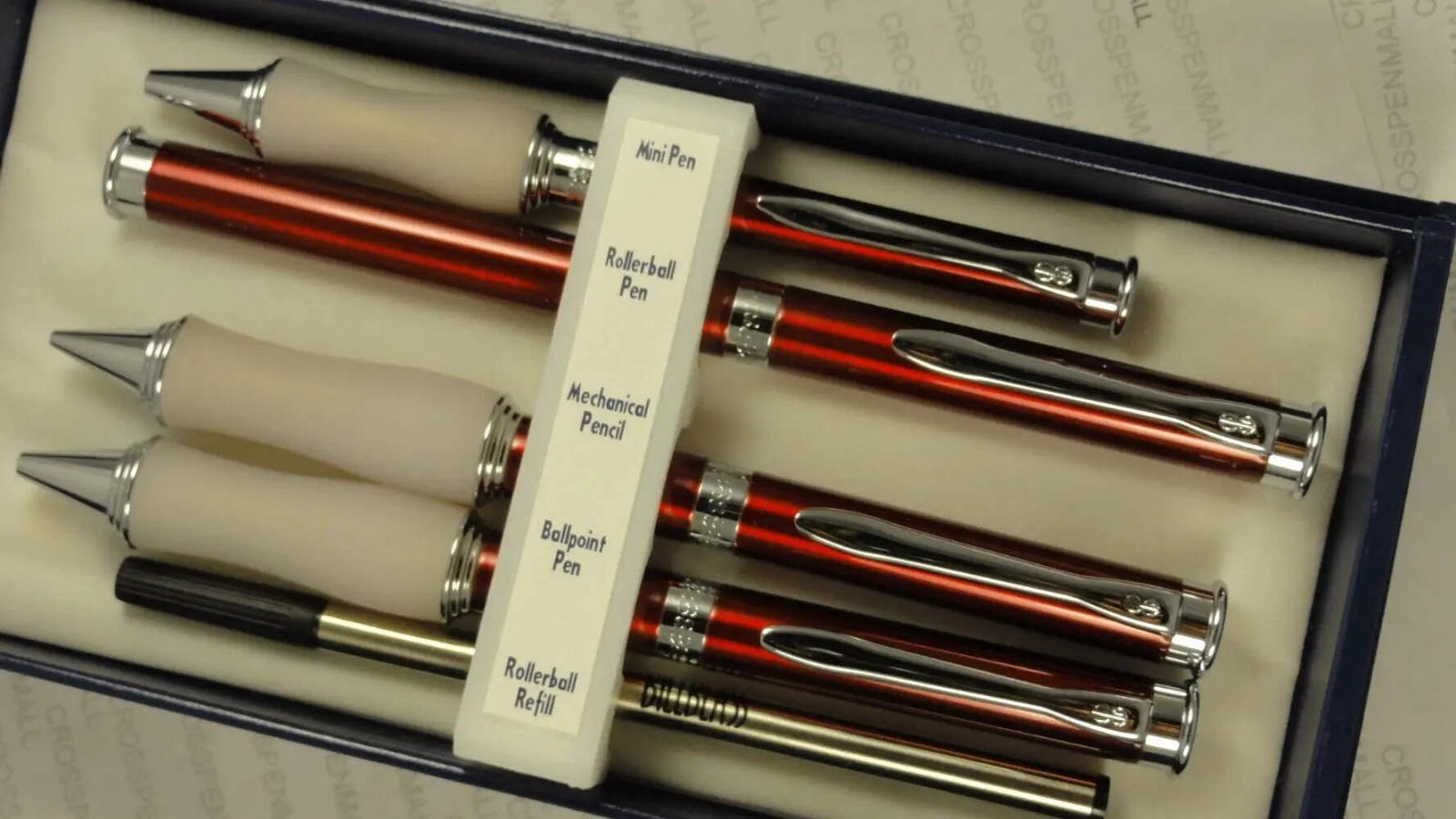 Cross Bill Blass Burgundy Red 4-piece Pen & 0.9MM Pencil Gift Set
