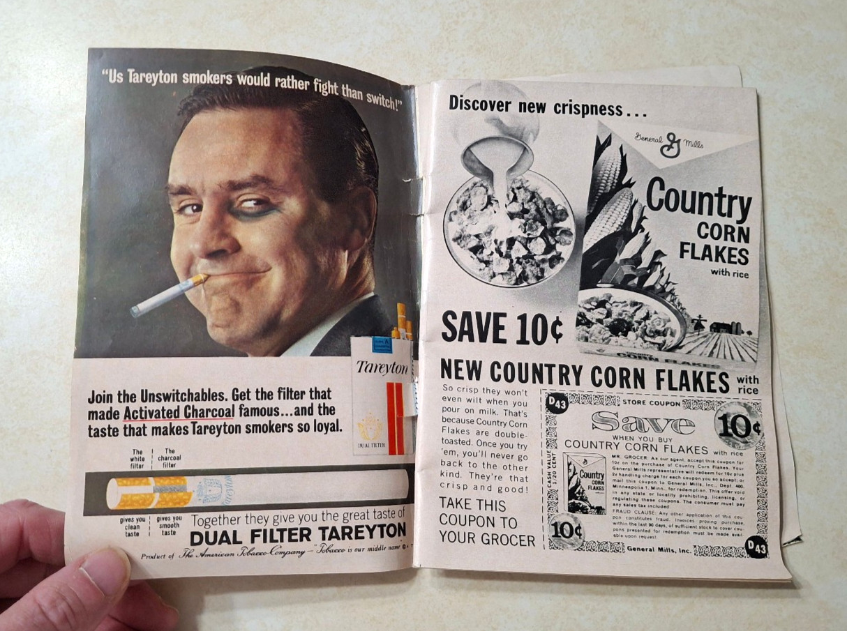 Vintage John F. Kennedy JFK Lot RFK Robert Jackie Jr. Books Magazines Cards