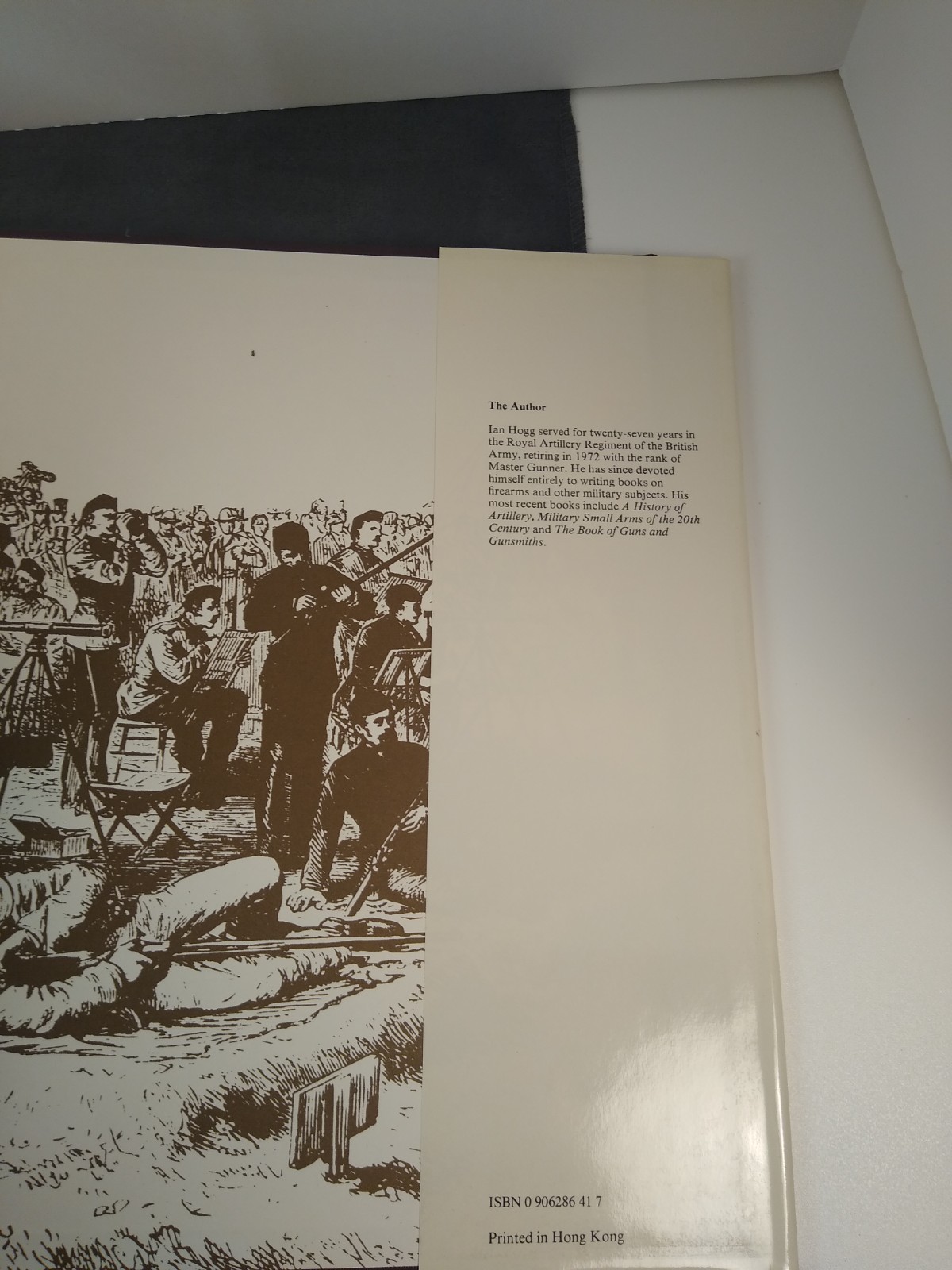 Signed Copy of The Illustrated Encyclopedia of FIREARMS by Ian V. Hogg 1984 RP