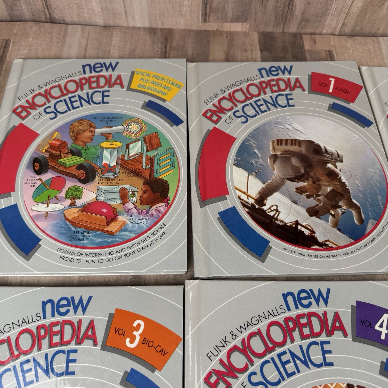 1986 Funk And Wagnalls New Encyclopedia Of Science Volumes 1-5 Projects index
