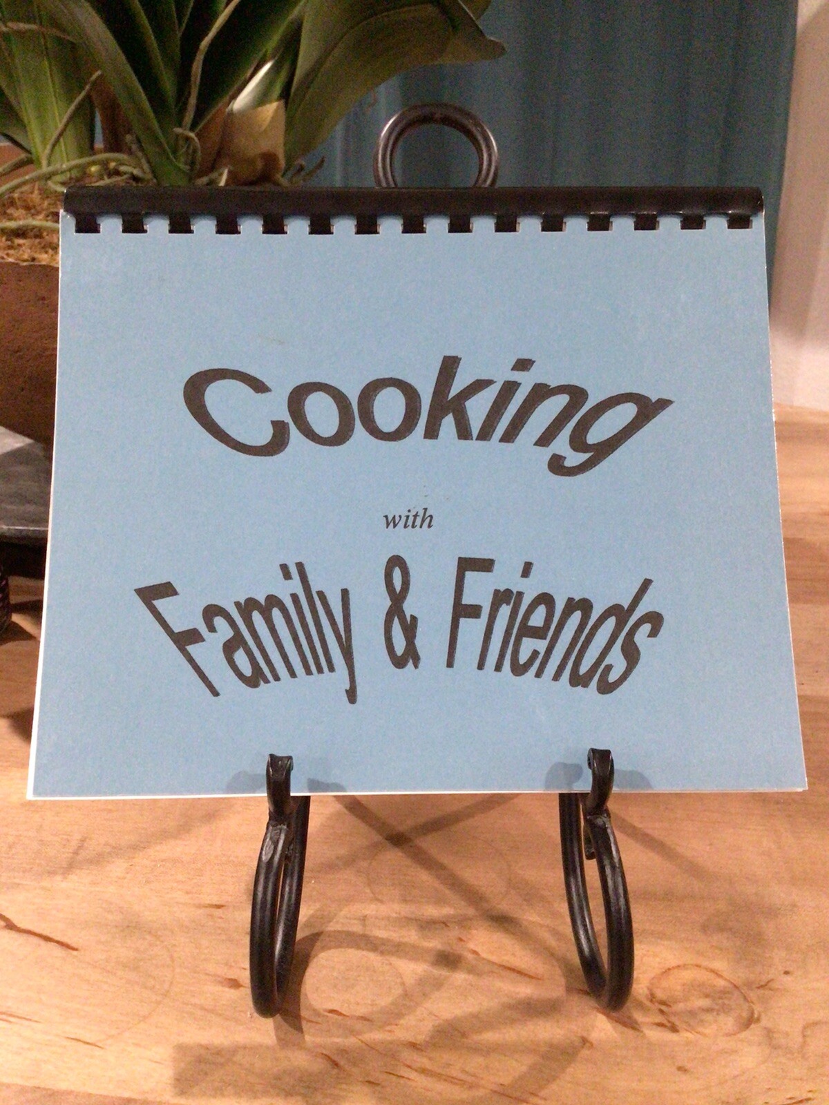 Cooking With Family And Friends 2001 Jimmy & Greta Jones 125 Pages
